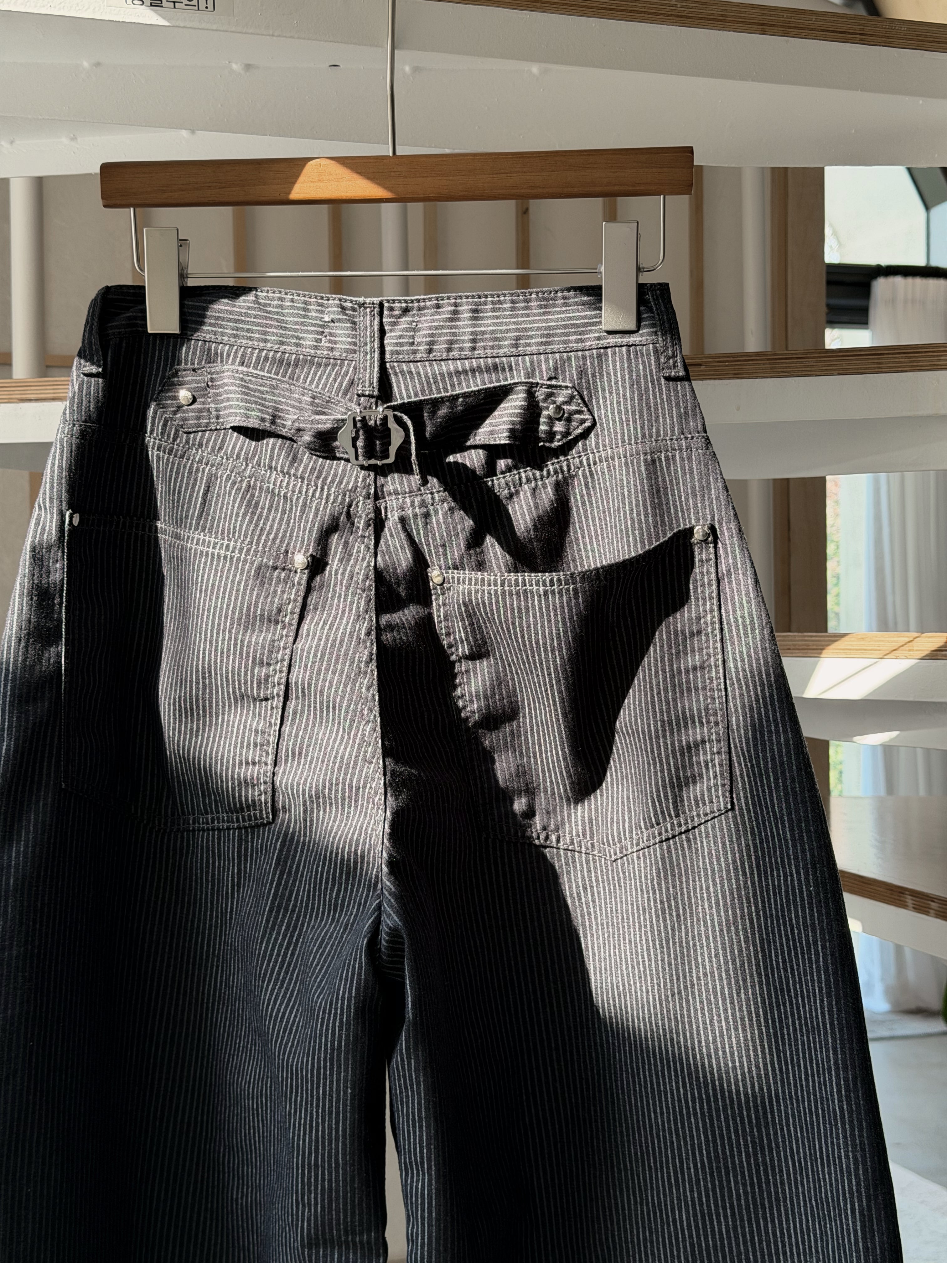 【春日韓國連線🇰🇷🌸】Hey!Look at this Special Jeans !