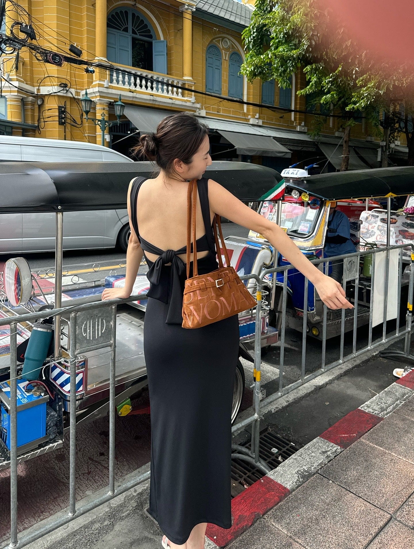 【泰國親身搜羅款🇹🇭】 Grand Daily Collection🍸|粗帶方領側開叉露背長裙