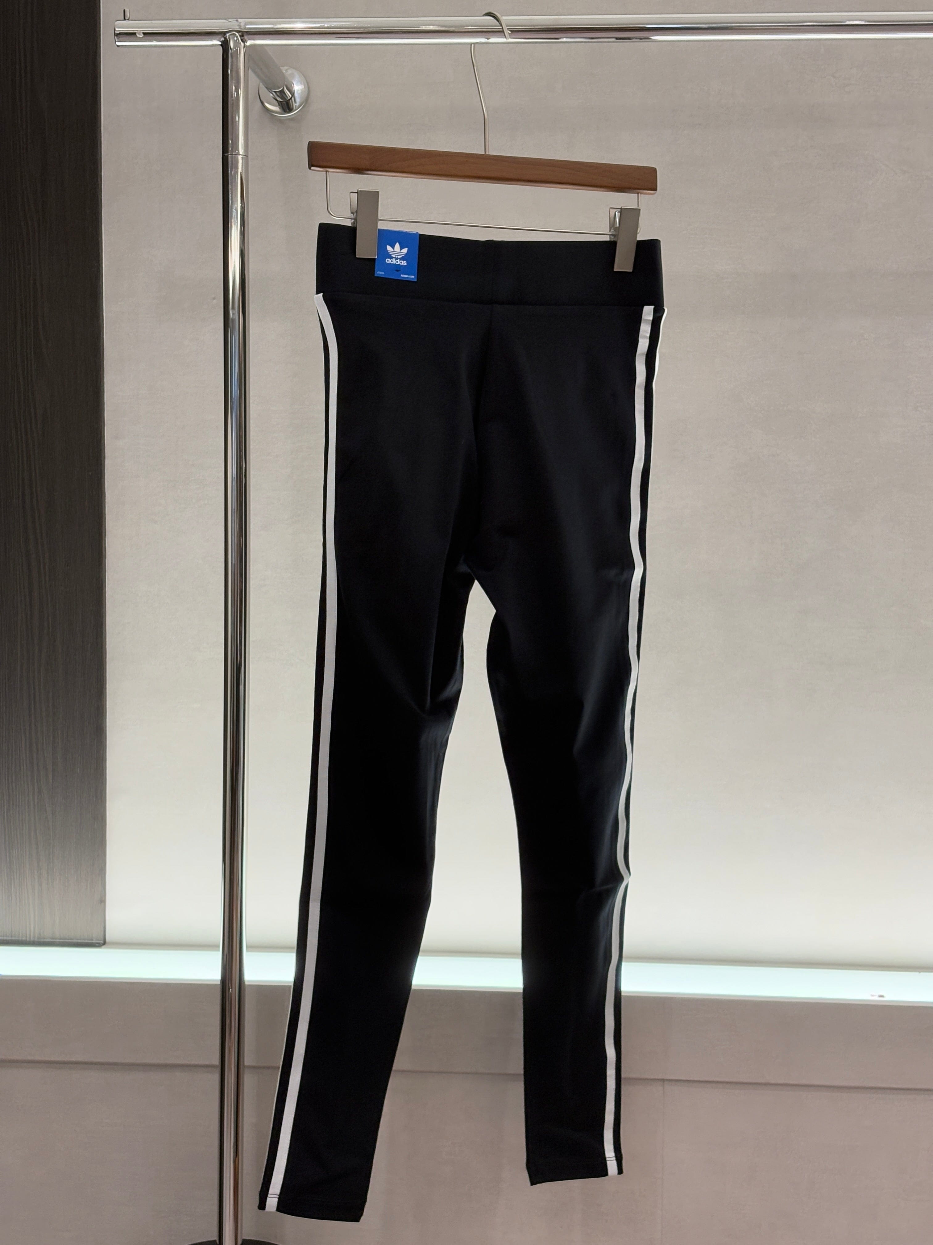 【絕版品牌代購】 #U6