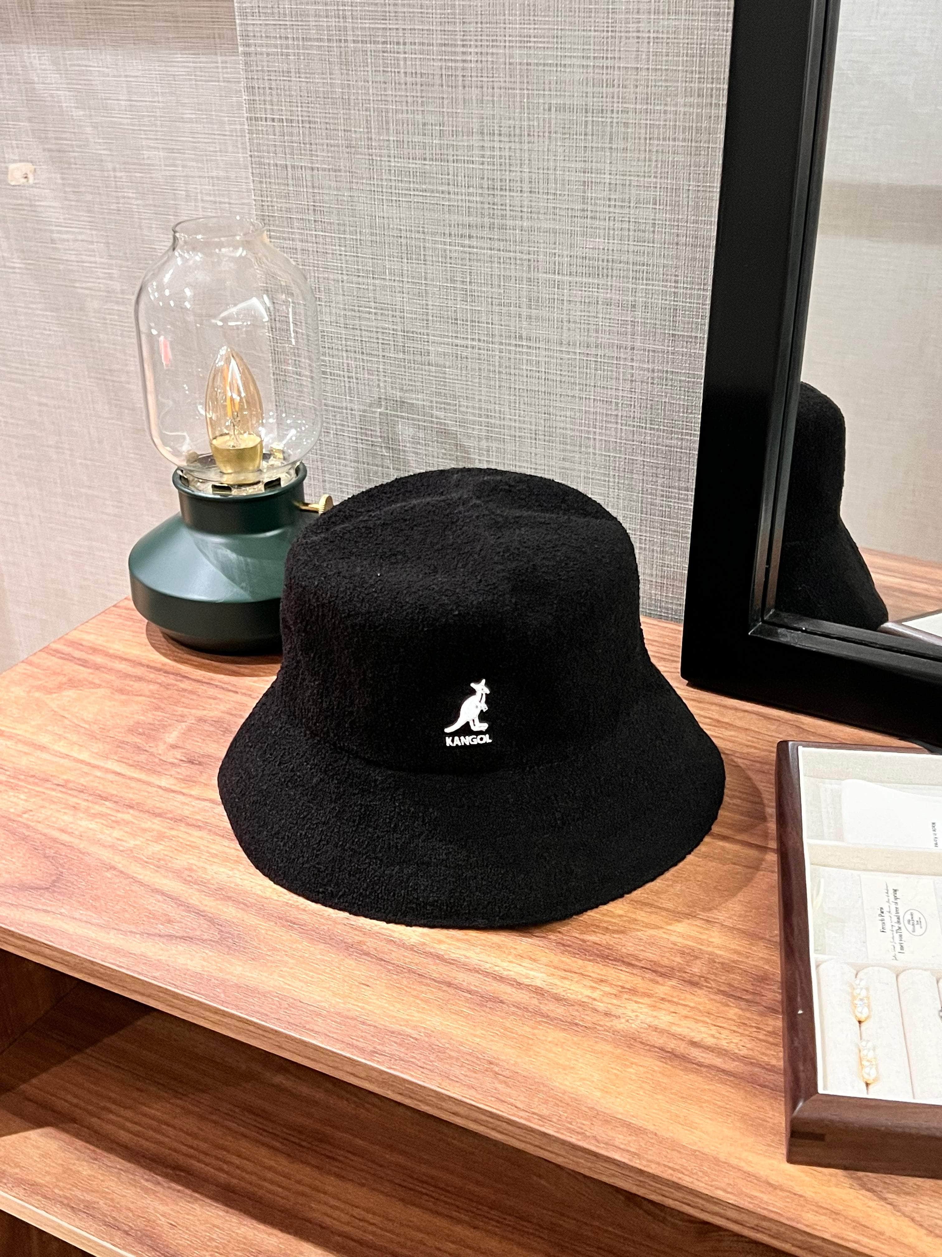 【絕版品牌代購】 #Bcle Bucket Hat 00