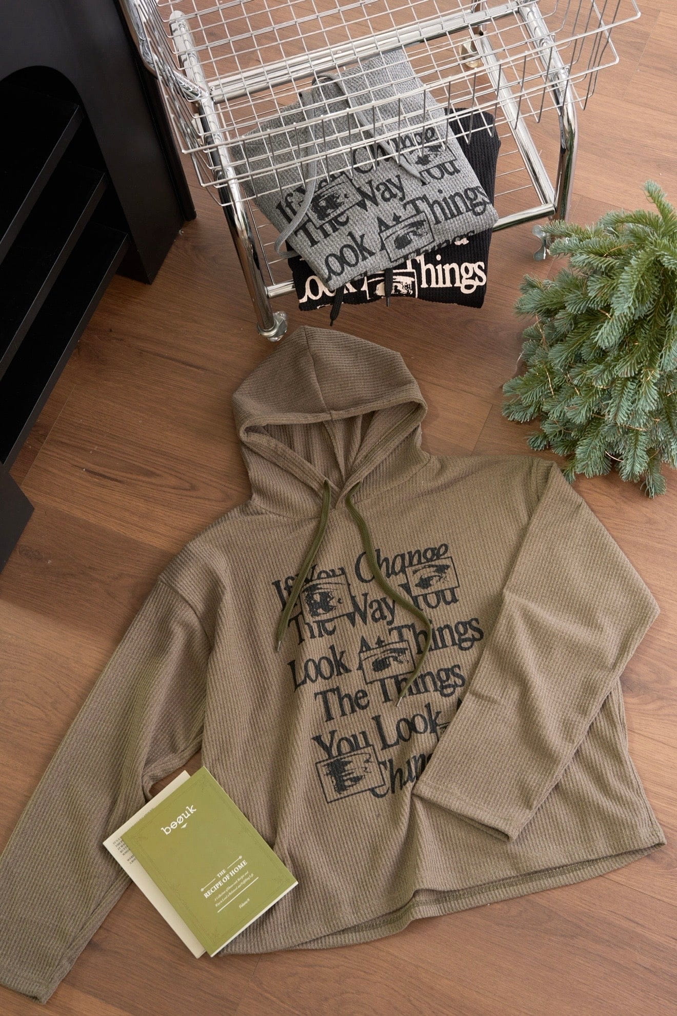 【 $99買一送一 】 Y2K街頭風連帽寬鬆上衣