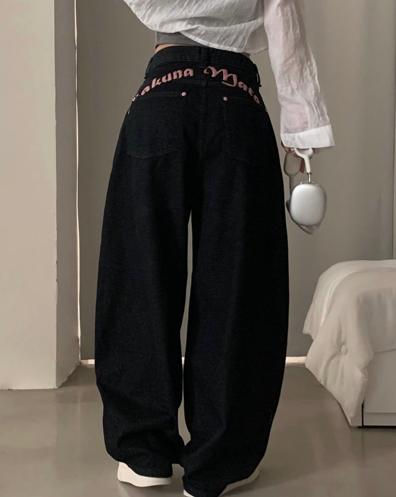 【Threads の 神褲大合集👖!】粉紅刺繡Letters錐型Jeans ⌯⁍̴̛ᴗ⁍̴̛⌯ಣ