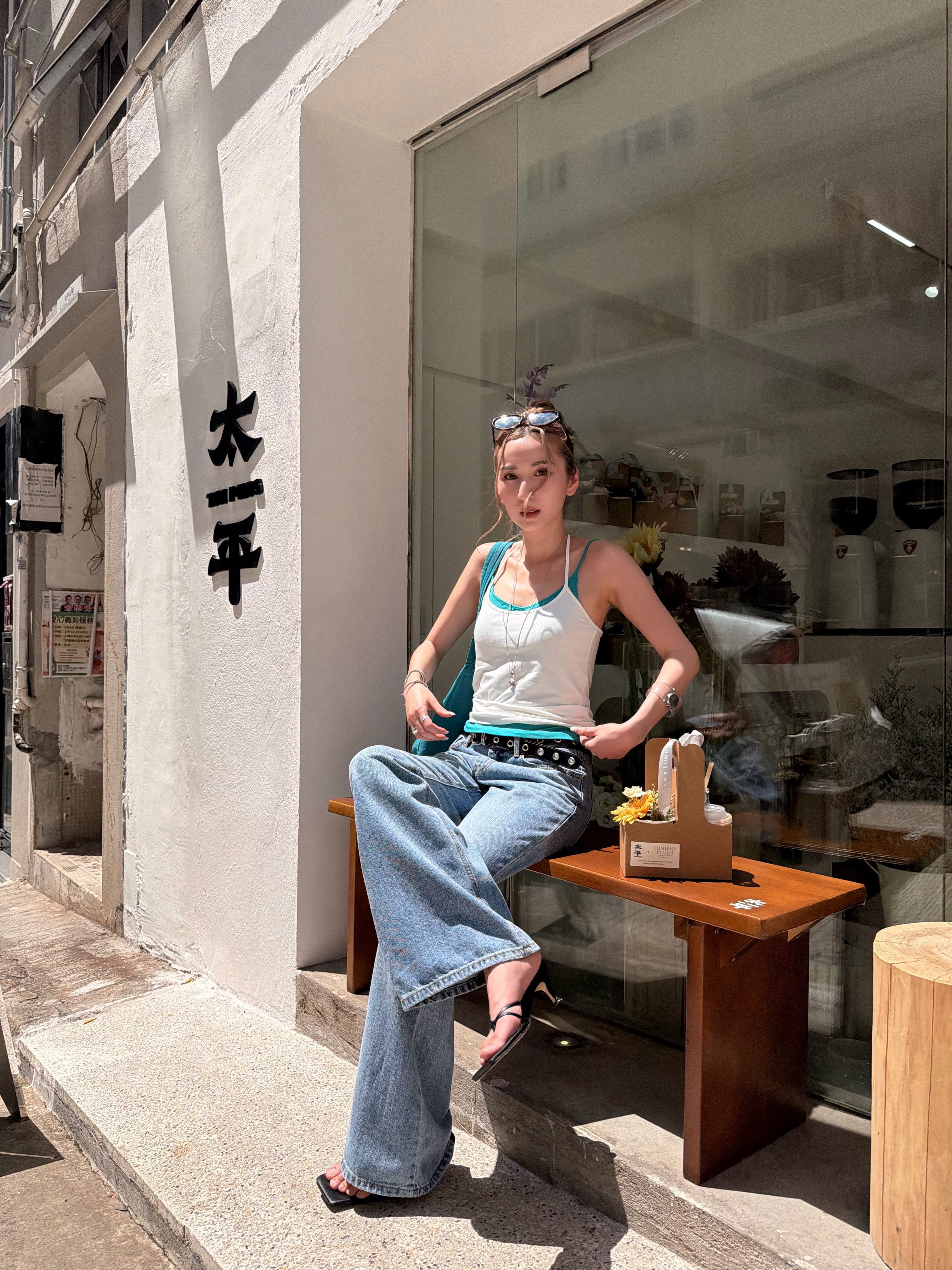 The store owner's first pair of low-rise jeans! My Perfect Low-rise Jeans