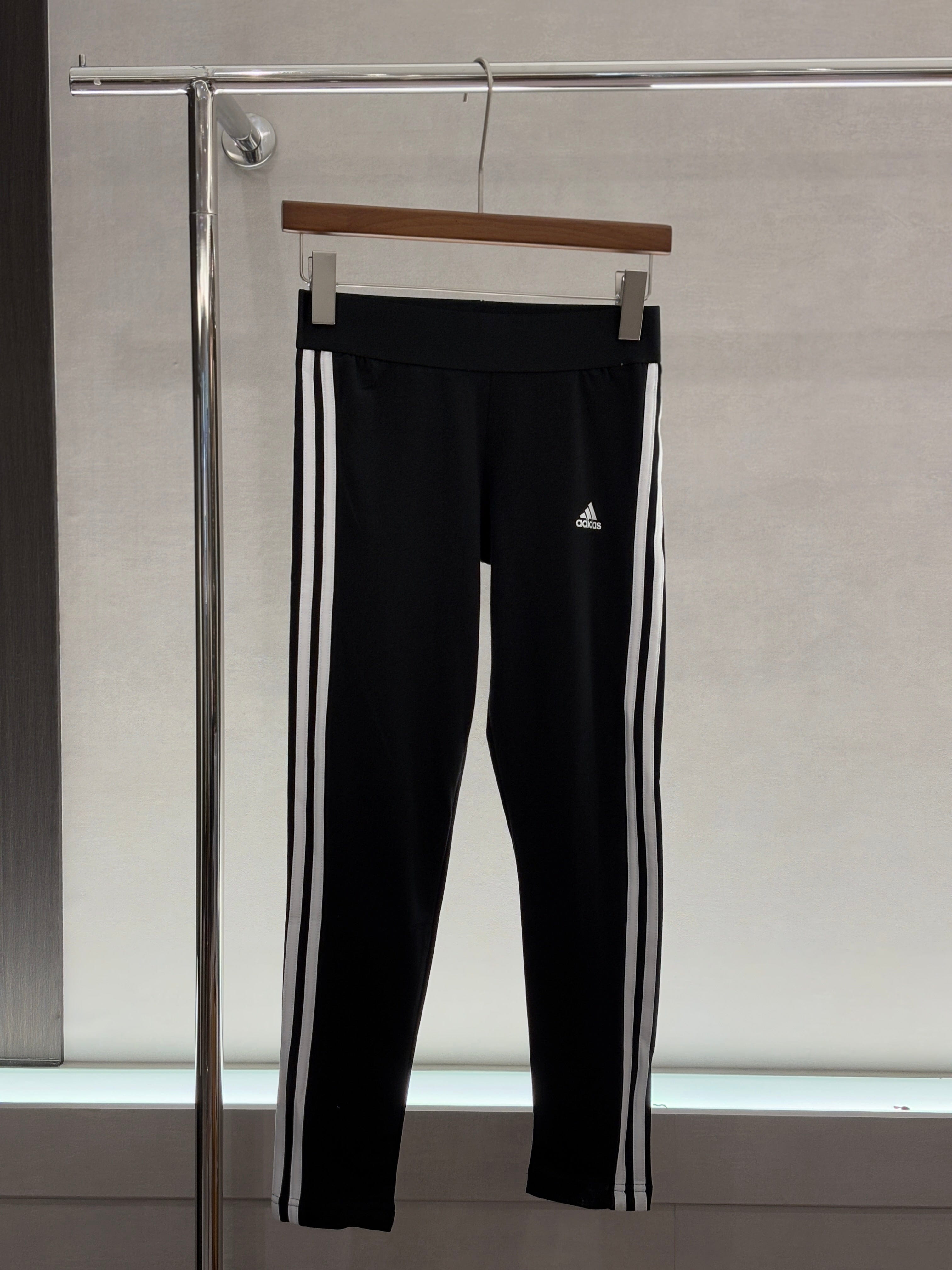 【絕版品牌代購】 #U2