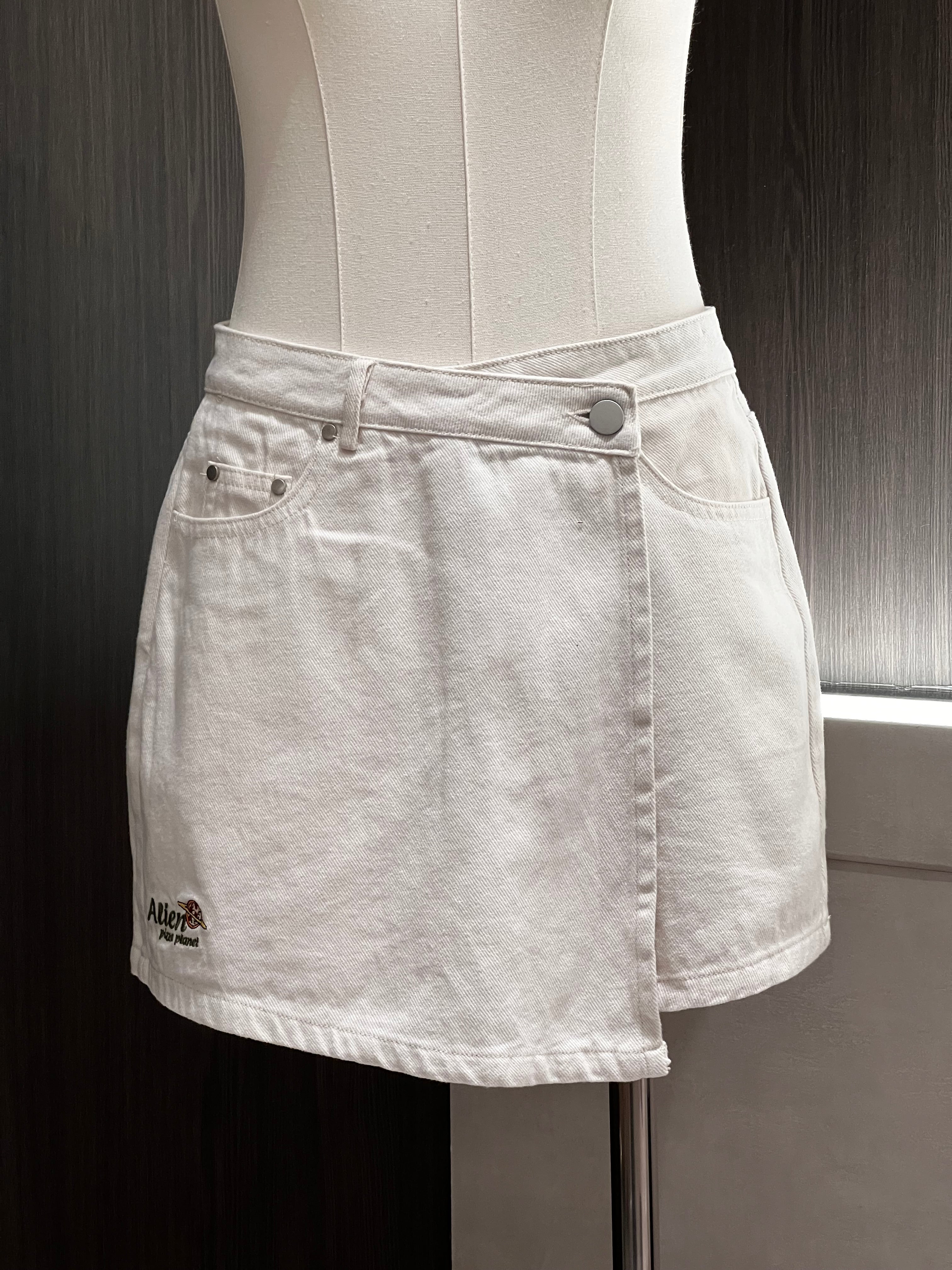 【絕版品牌代購】 #Q10