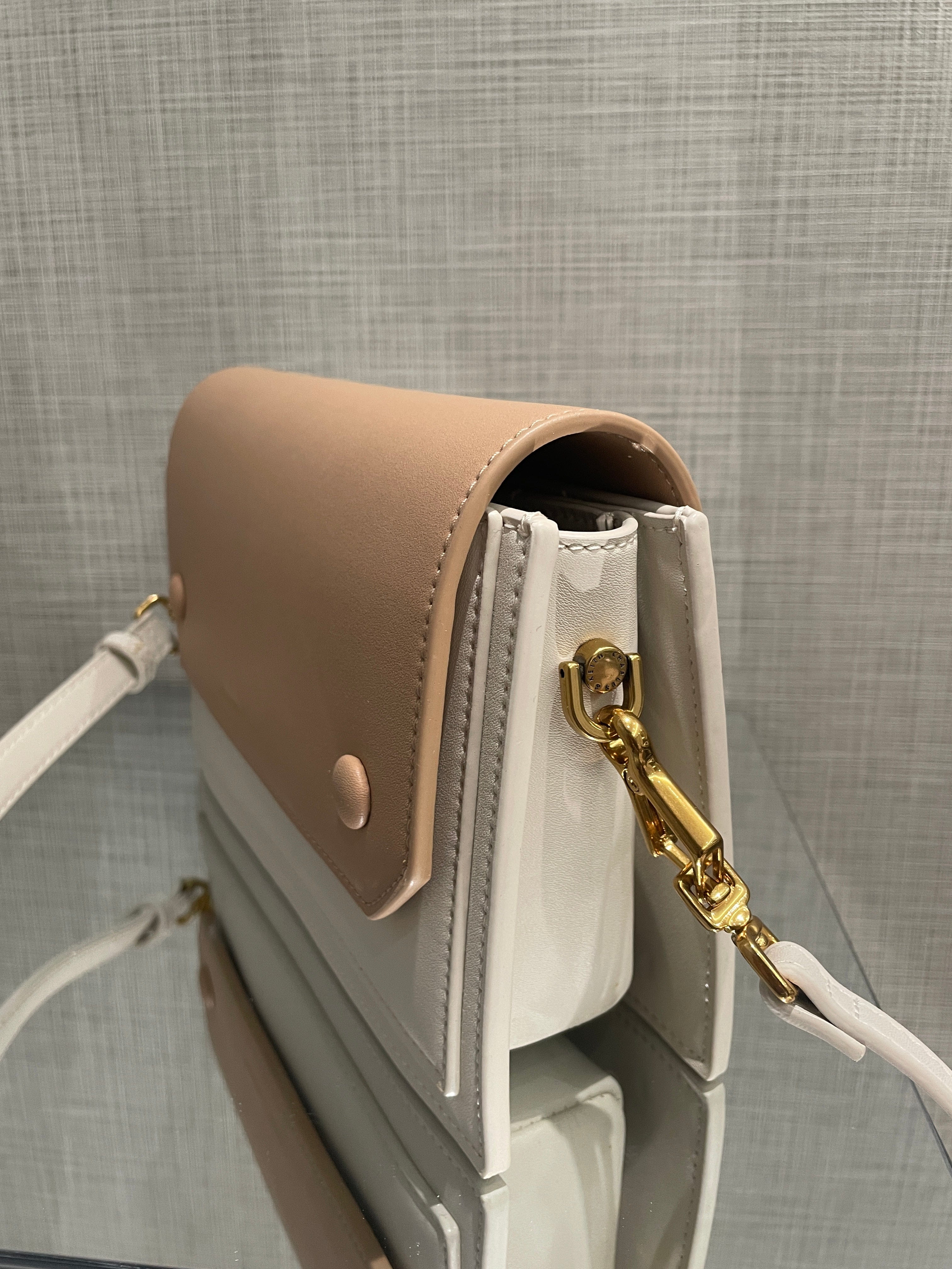 【絕版品牌代購】 #E16