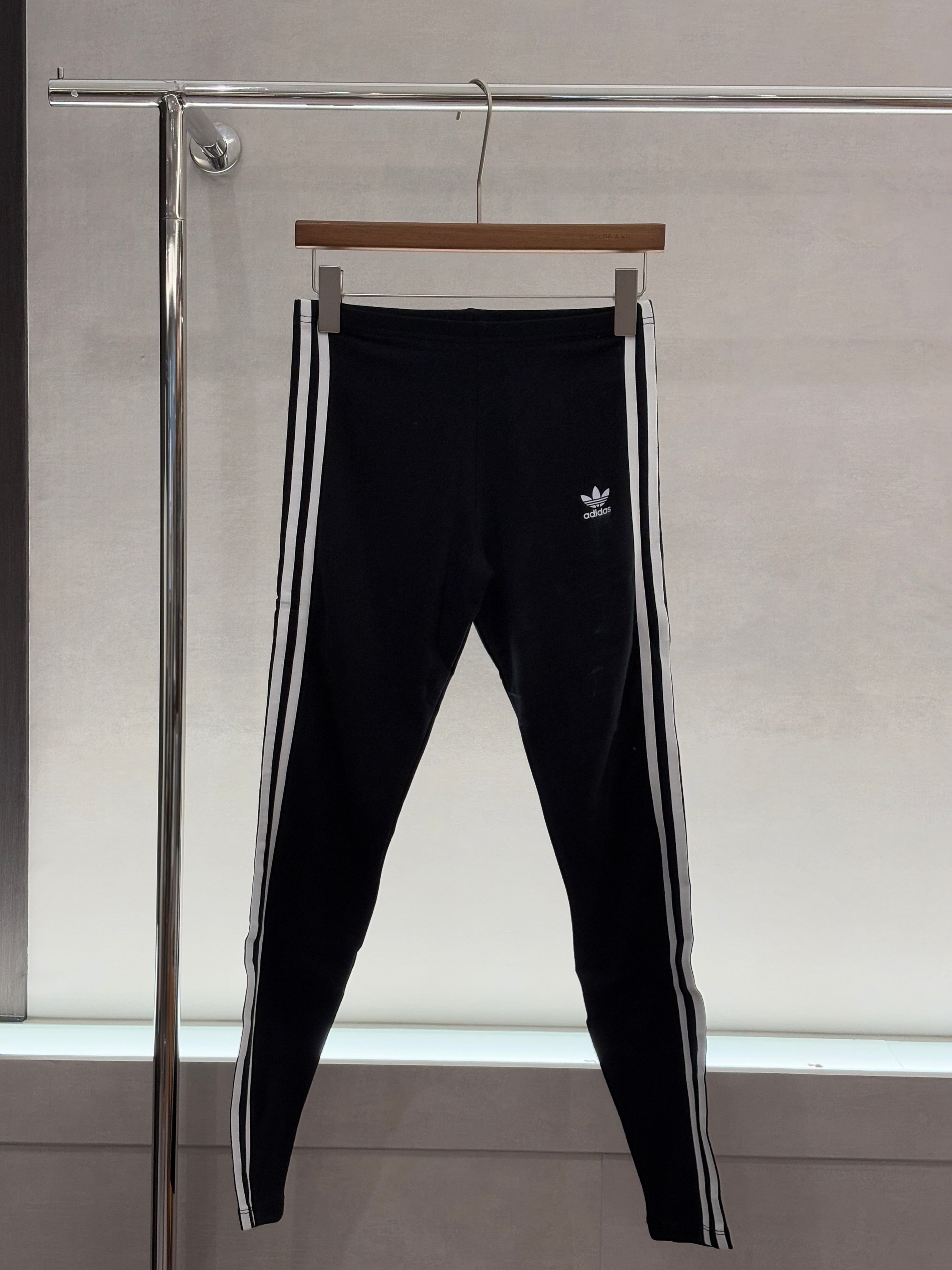 【絕版品牌代購】 #U4