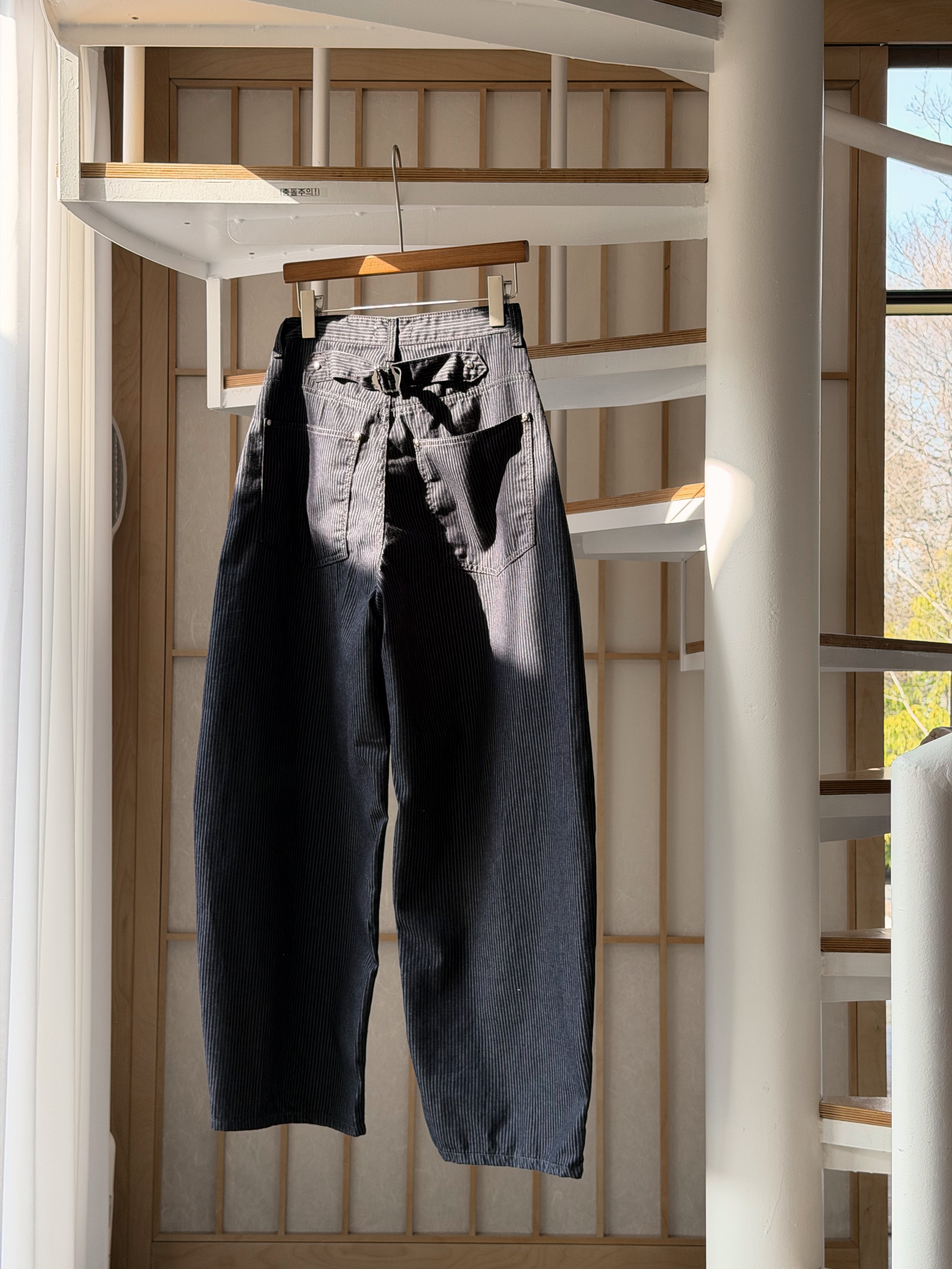 【春日韓國連線🇰🇷🌸】Hey!Look at this Special Jeans !