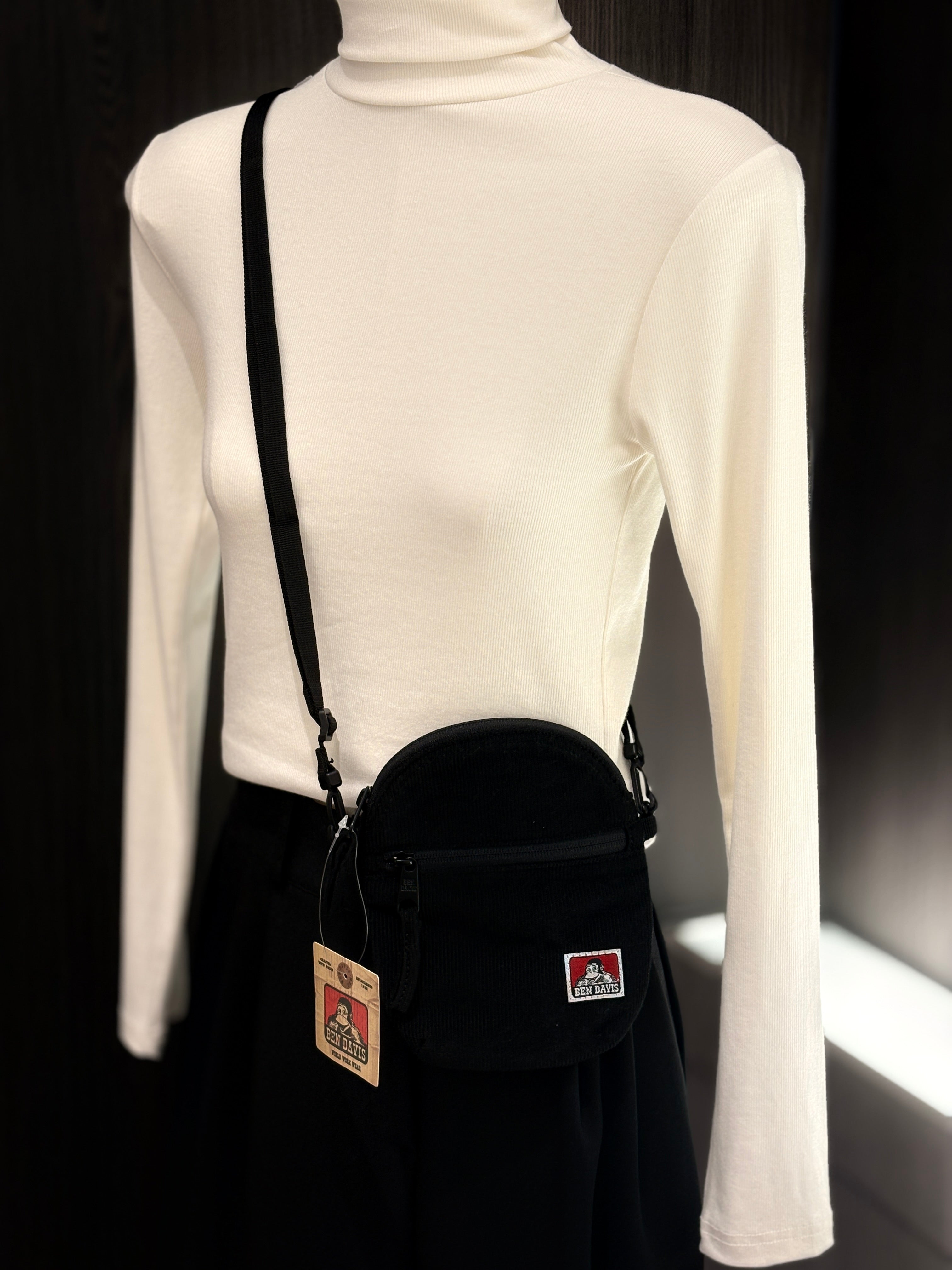 【絕版品牌代購】 #Q4