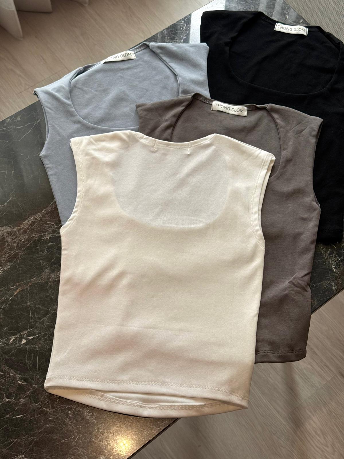 【瑕疵品❗️ 】 Basic 圈圈領小背心