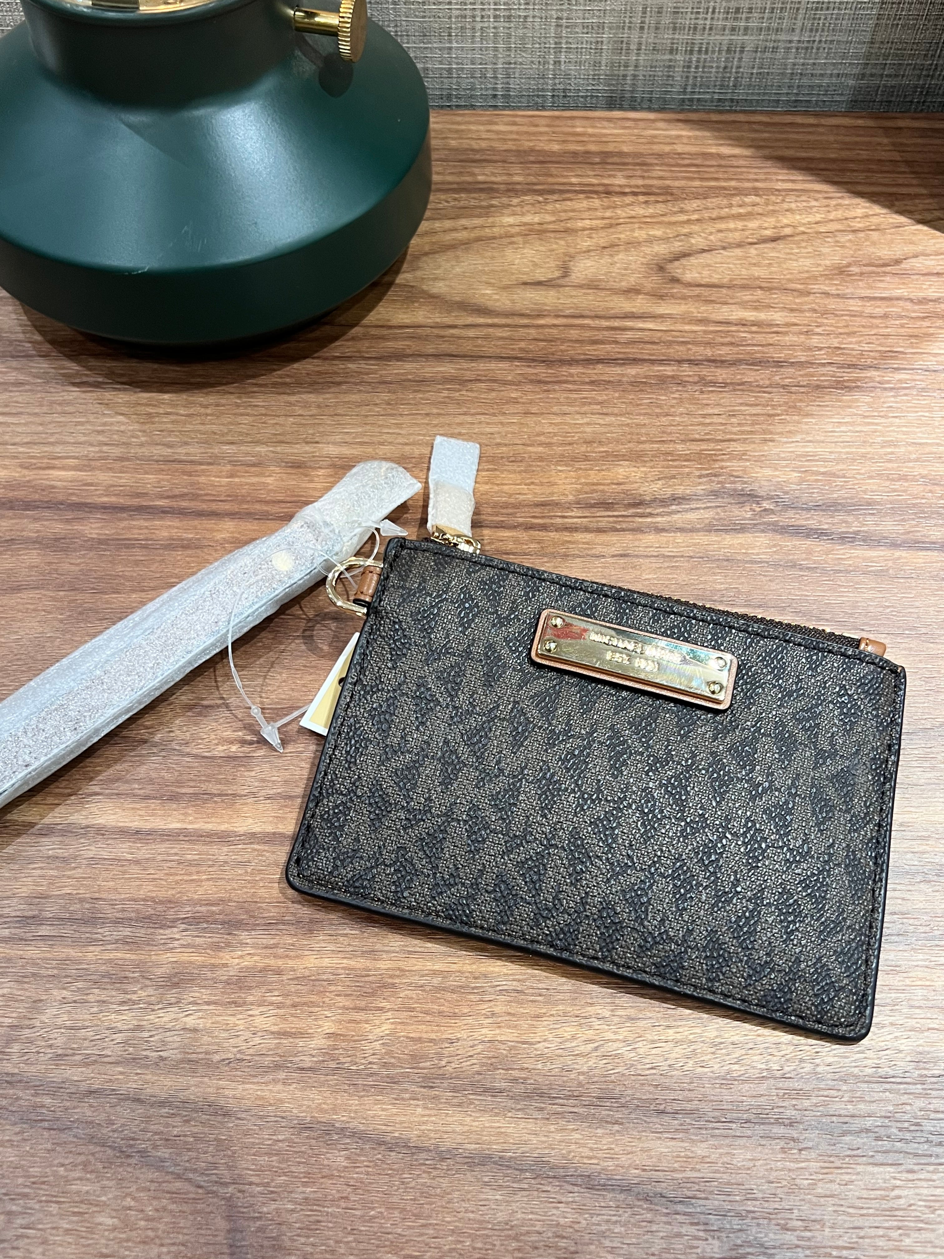 【絕版品牌代購】 #A3