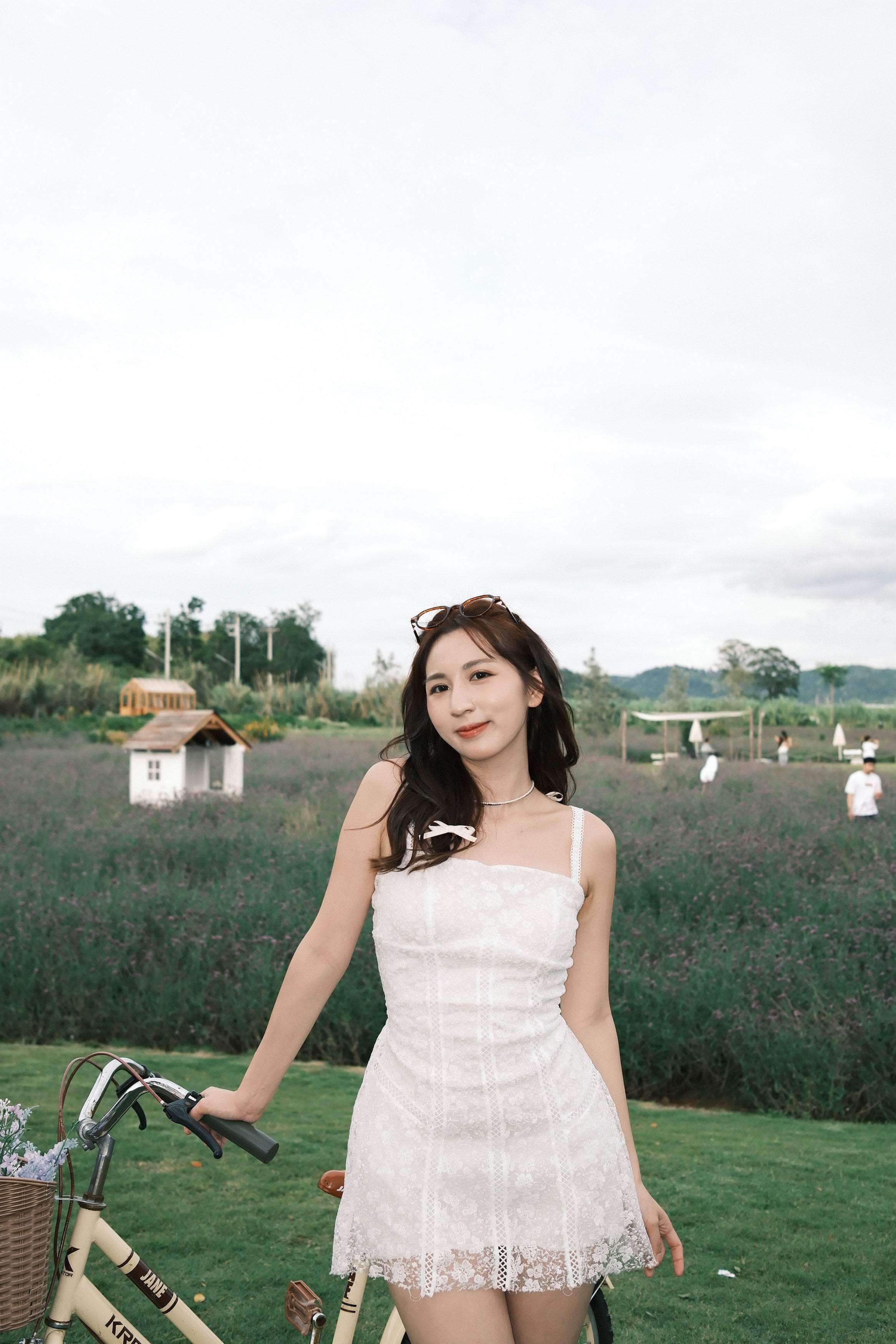 【 🇹🇭泰國親身搜羅• 最後現貨 】Girl On Lace Ops Dress