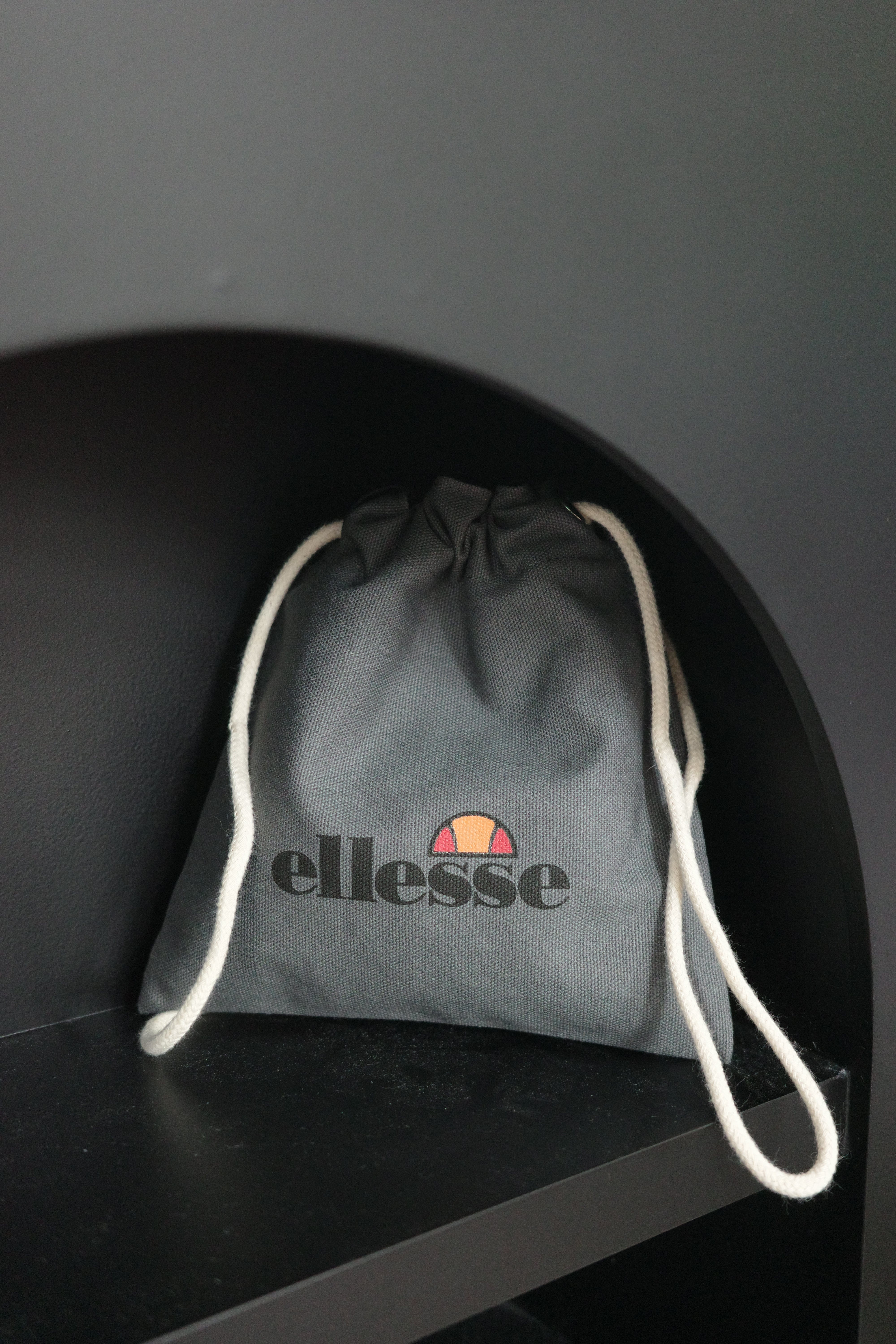 【絕版品牌代購】 #F8