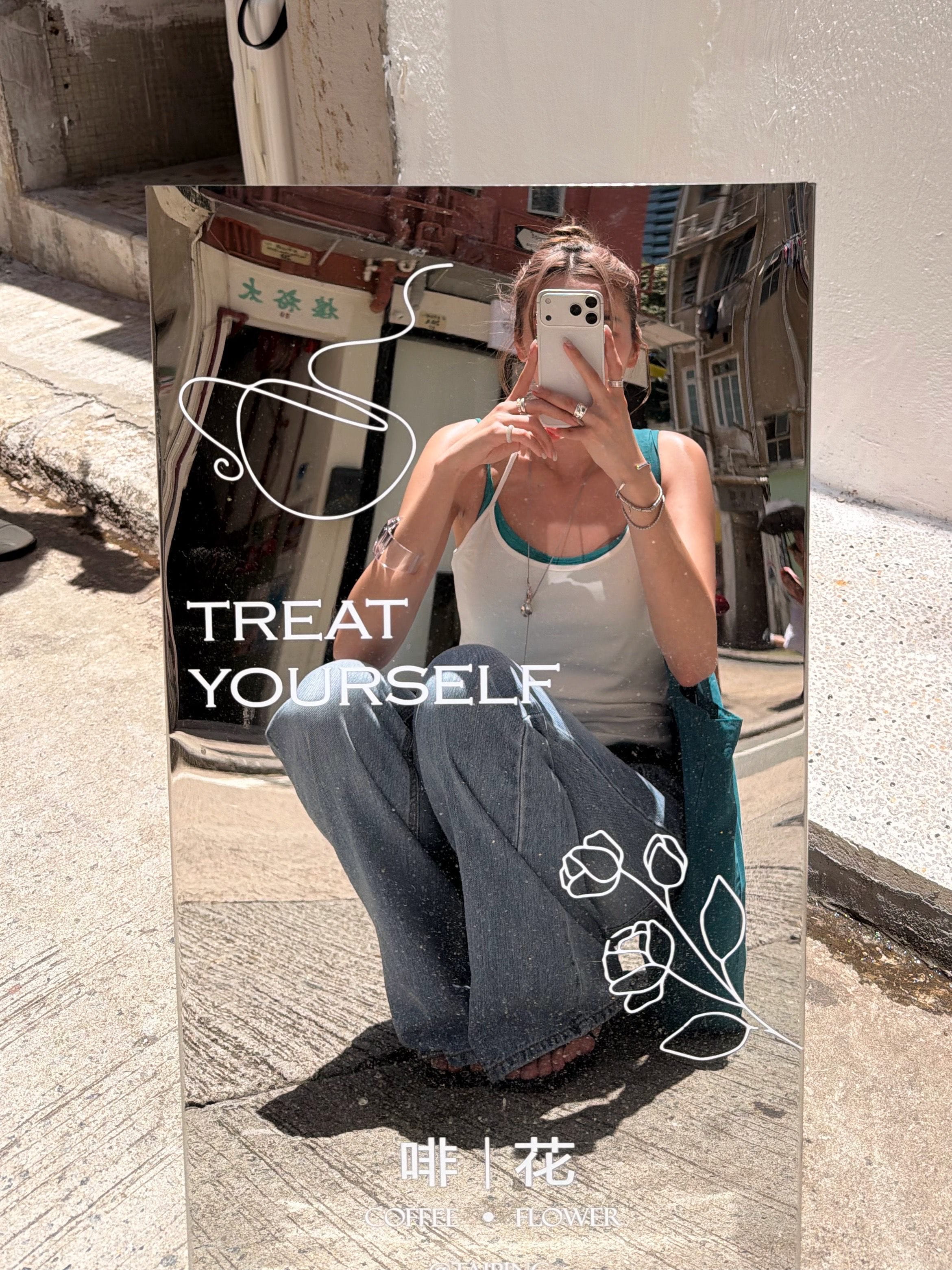 The store owner's first pair of low-rise jeans! My Perfect Low-rise Jeans