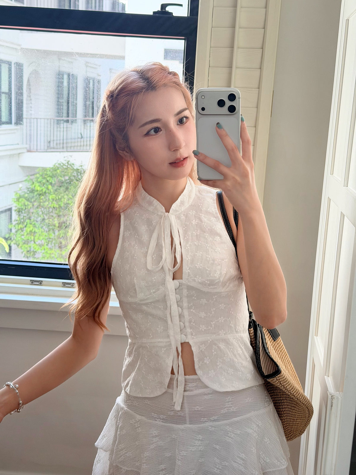 【 夏日炎炎泰國連線☀️🇹🇭 】#8 古典甜美小性感集於一身 🥂 A Little Mixing Top