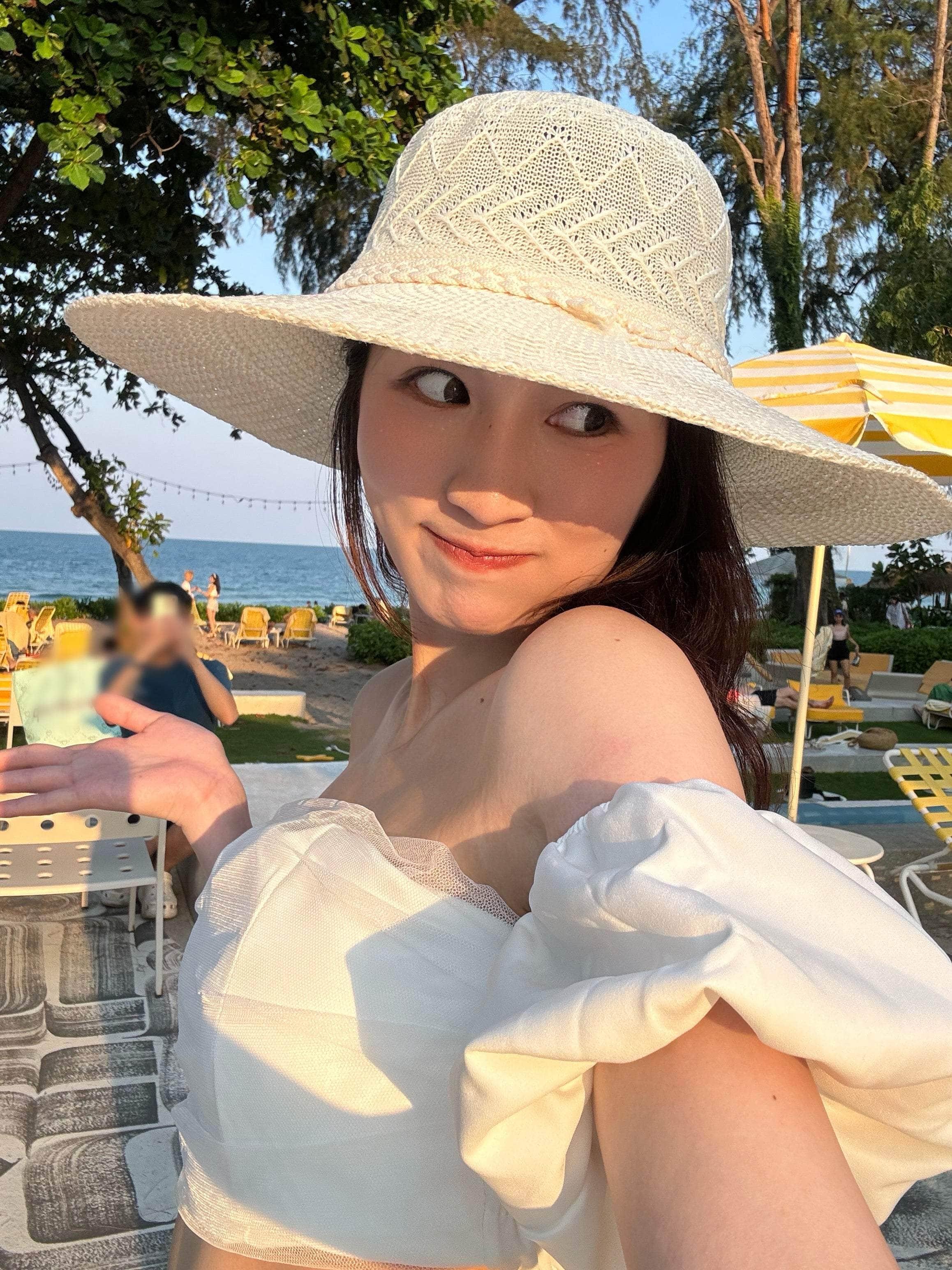 泰國服飾 泡芙袖Lace tube top set 有胸墊上衣+褲裙