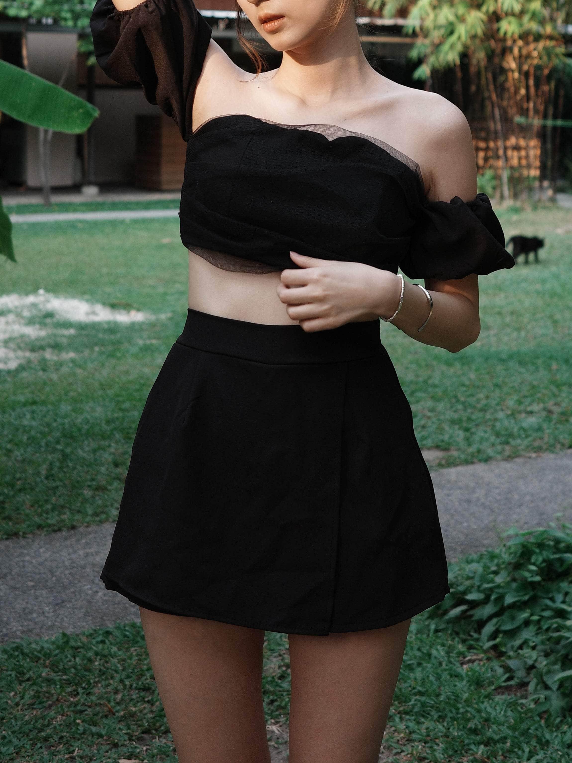 泰國服飾 【早鳥泰國連線🇹🇭🌻】泡芙袖Lace tube top set 有胸墊上衣+褲裙