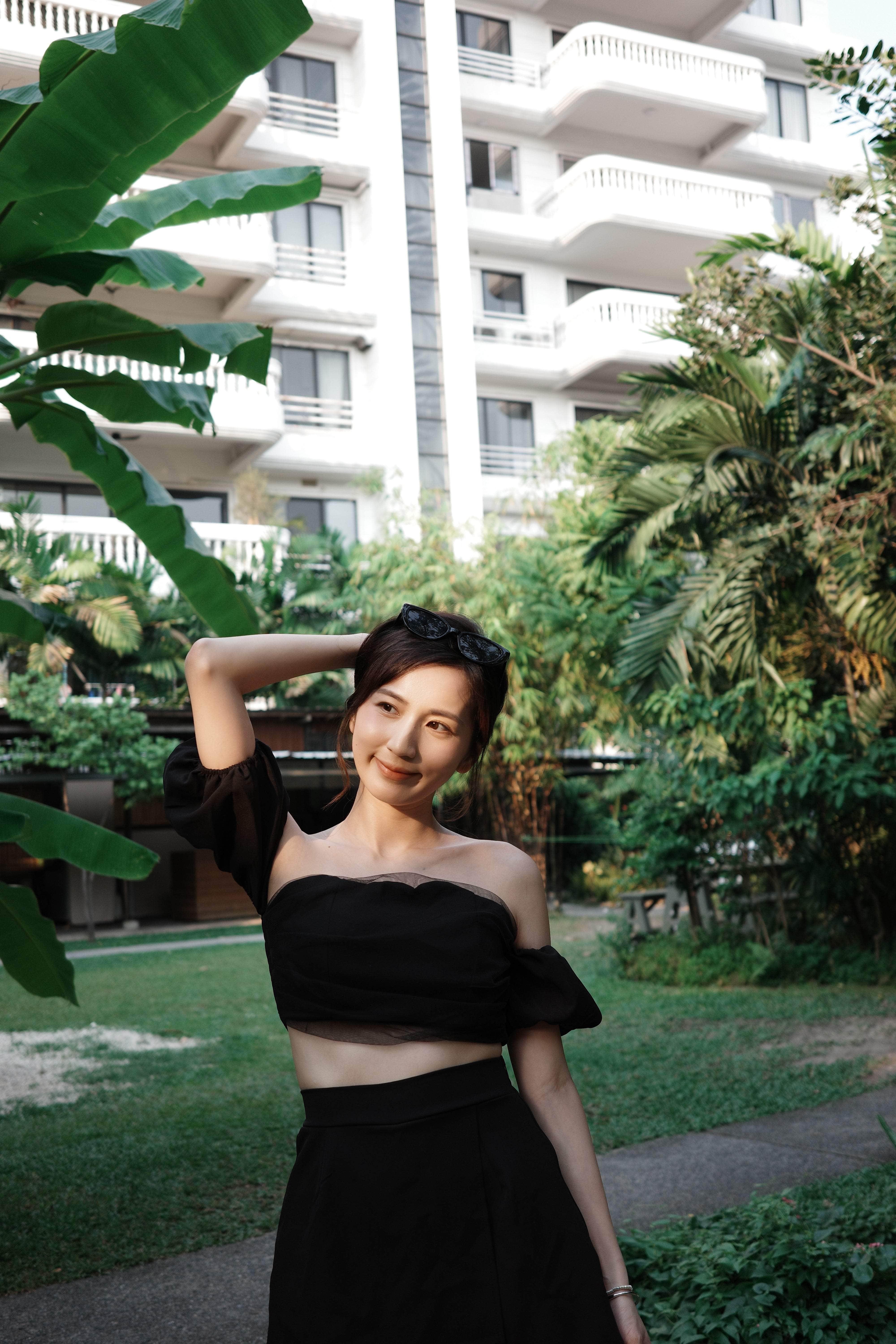 泰國服飾 【早鳥泰國連線🇹🇭🌻】泡芙袖Lace tube top set 有胸墊上衣+褲裙