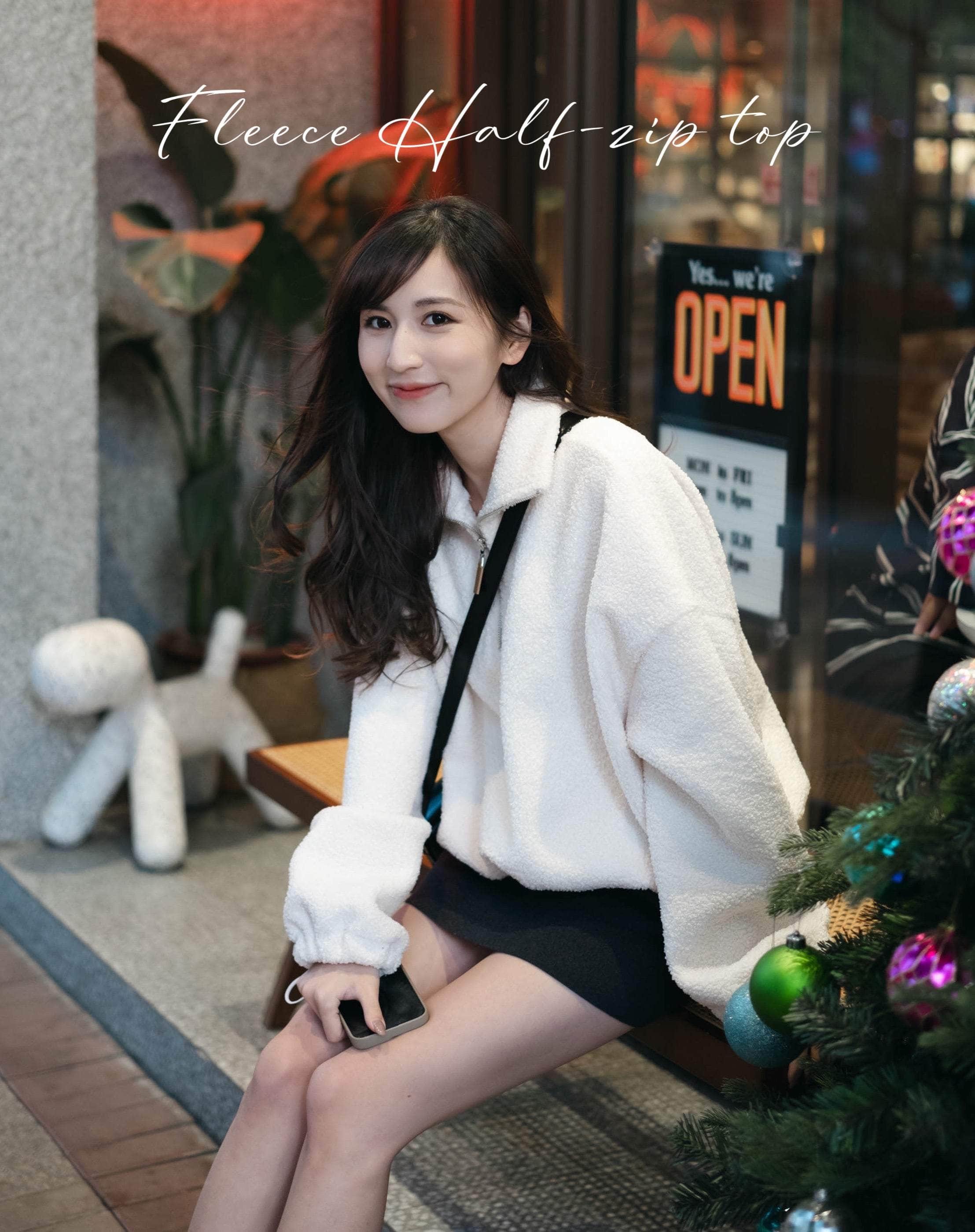 UCLOPIA HK 2022 Byebye🧞♀️! Fleece Half-zip top