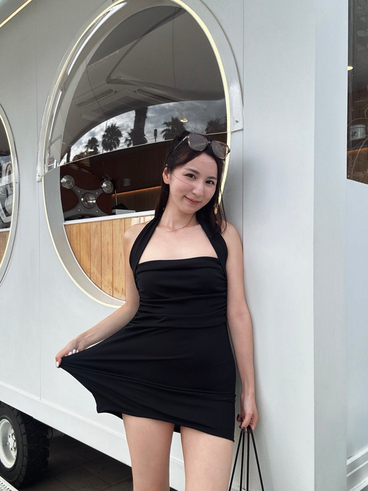 【🇹🇭泰國連線最終回 #6】Grand Daily Collection🍸｜掛頸顯線條連身短裙