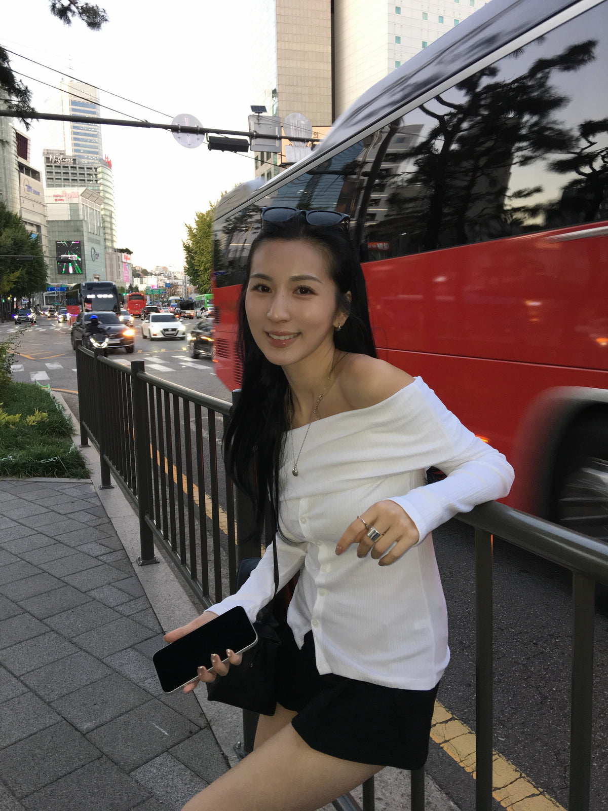 靚質地氣質款🩶細坑紋鈕扣翻領一字膊［四色入］
