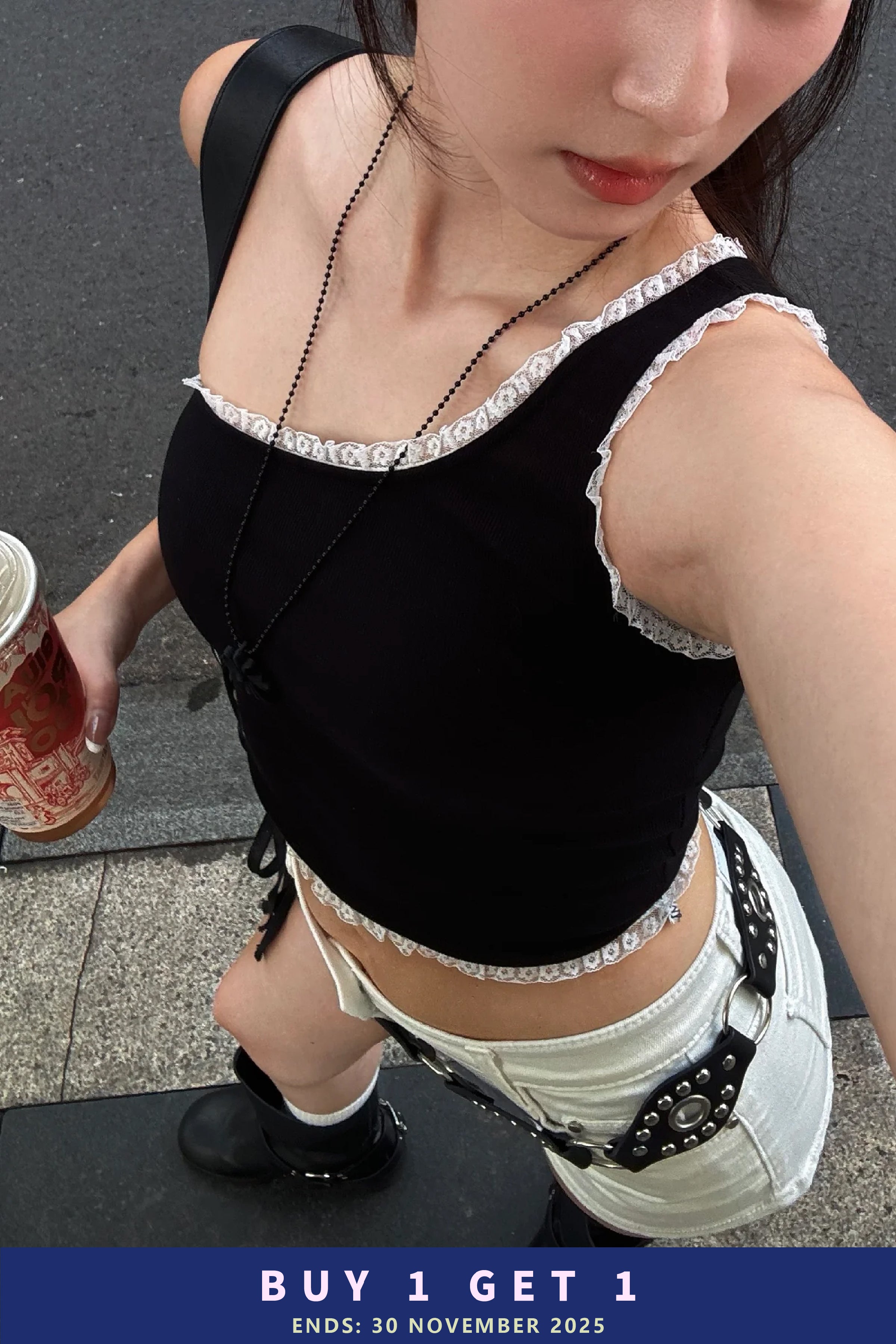 《 一連八日 夏末の最後新品🍧 𝗗𝗔𝗬 𝟯 》黑白拼Lace單肩針織背心