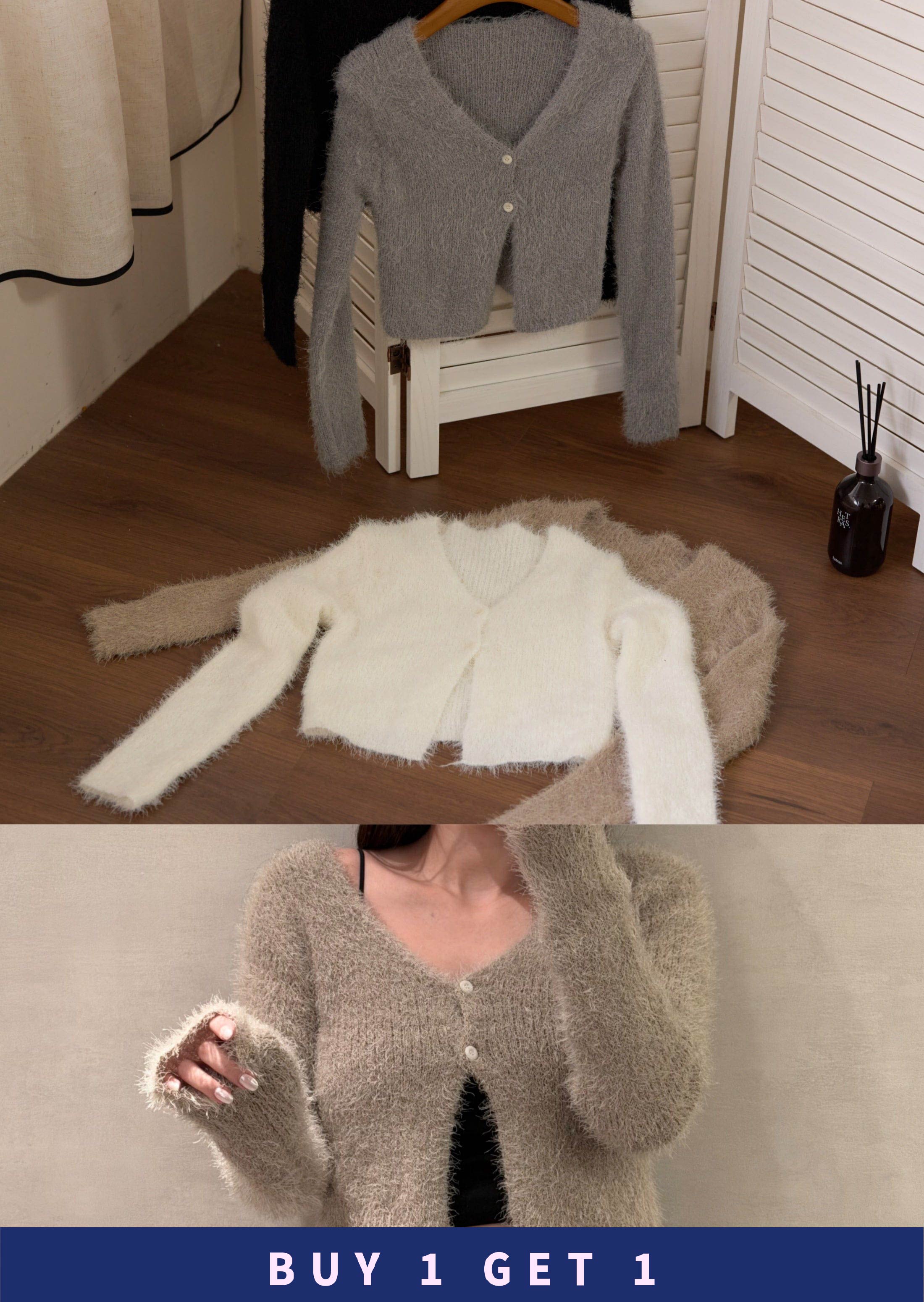 【 $99買一送一 】 毛絨絨雙鈕扣毛衣