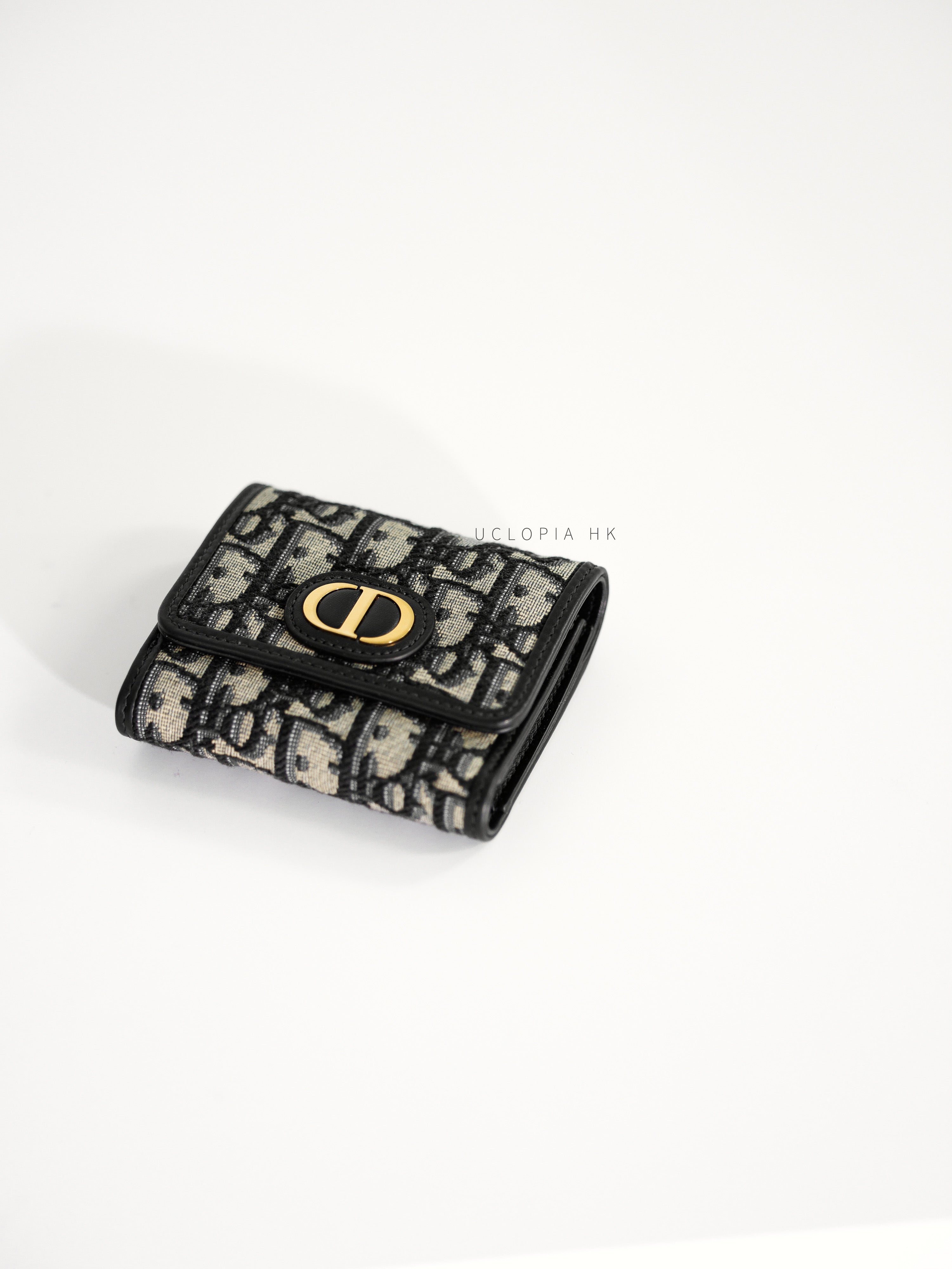 30 montaigne lotus wallet