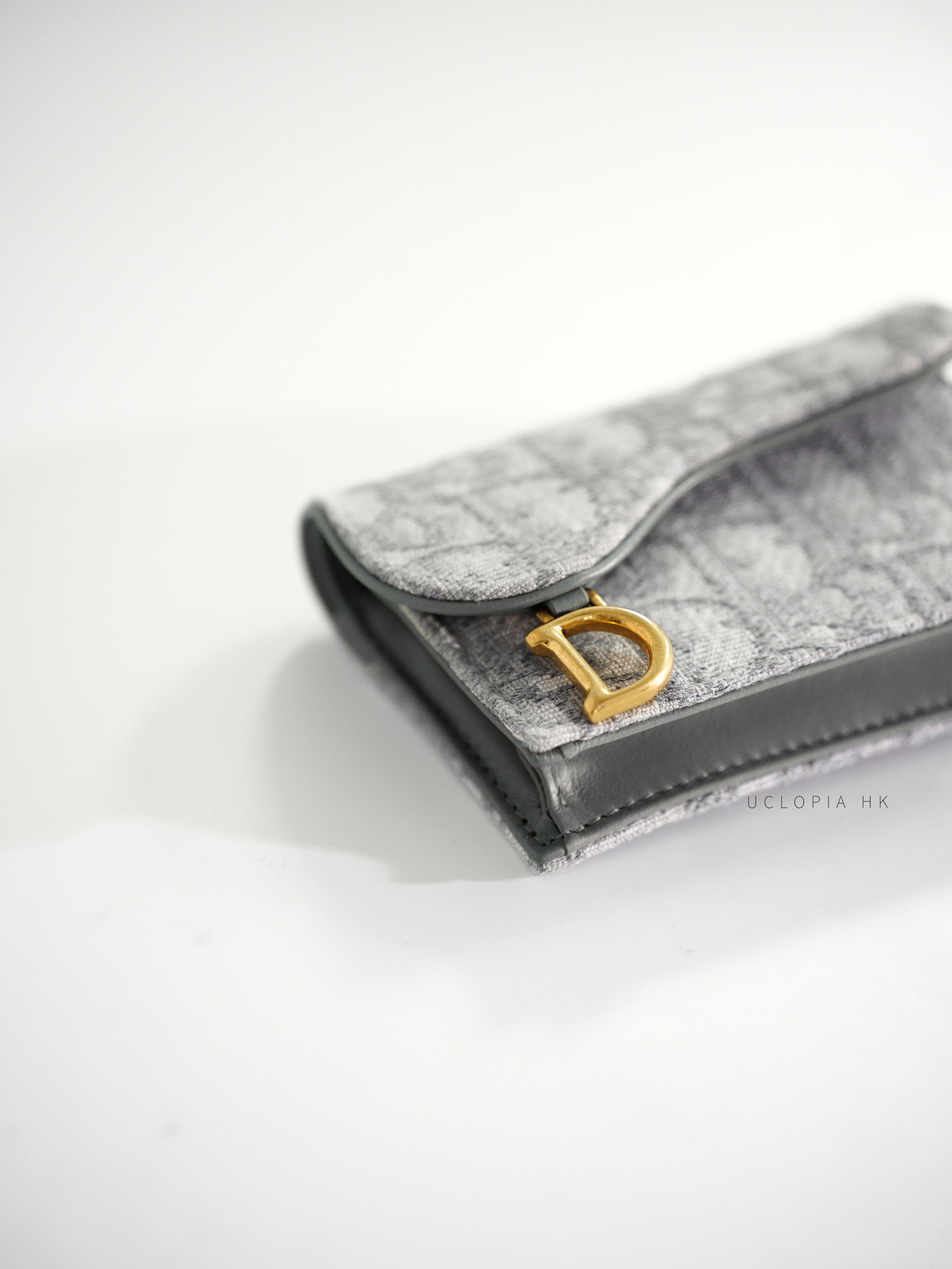 Saddle Bloom Card Holder