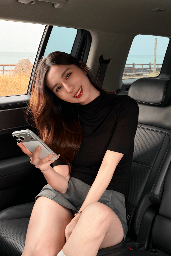 【 韓國親身搜羅系列｜Summer Vol.1 🍧 】 極極極軟糯 Mochi Skin系列 ~ 極簡女人味小高領中袖上衣［三色入］