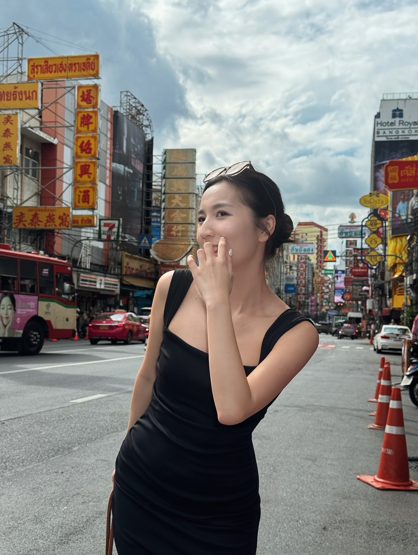 【泰國親身搜羅款🇹🇭】 Grand Daily Collection🍸｜粗帶方領側開叉露背長裙