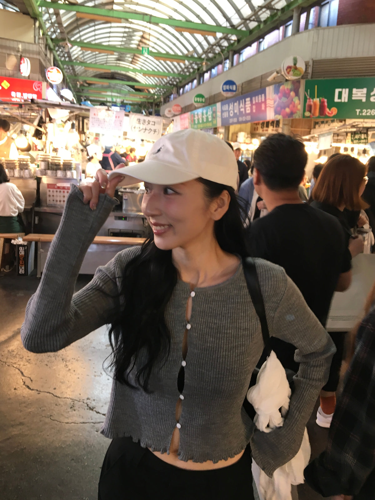 甜美知性並存～ 花邊開鈕喇叭袖針織外套 [三色入］