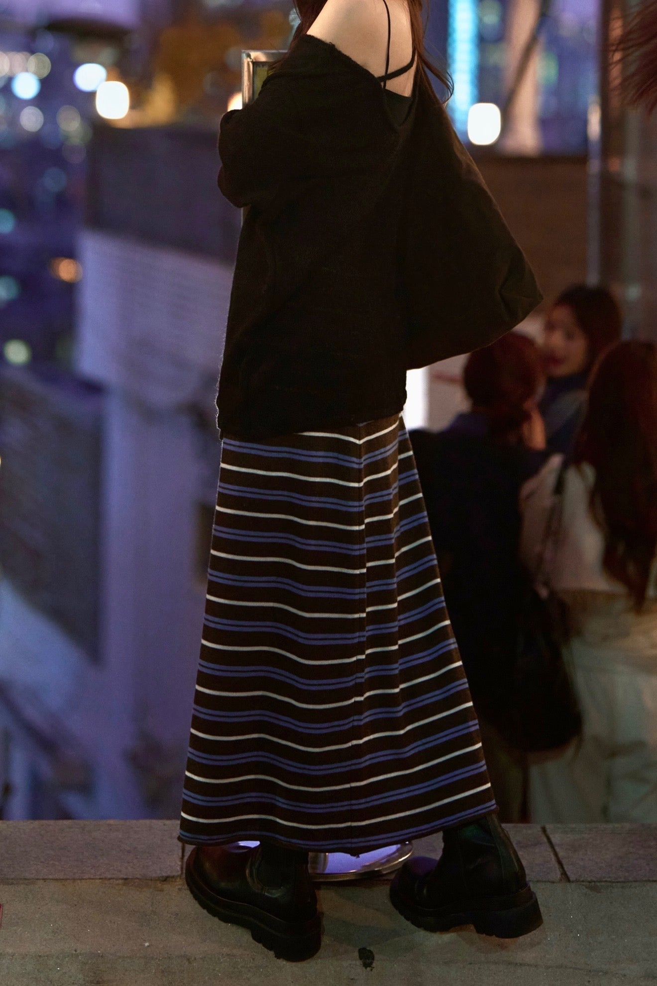 【 韓國親搜巡禮 · Week 2🥯 】啡藍拼色針織條紋垂垂長裙