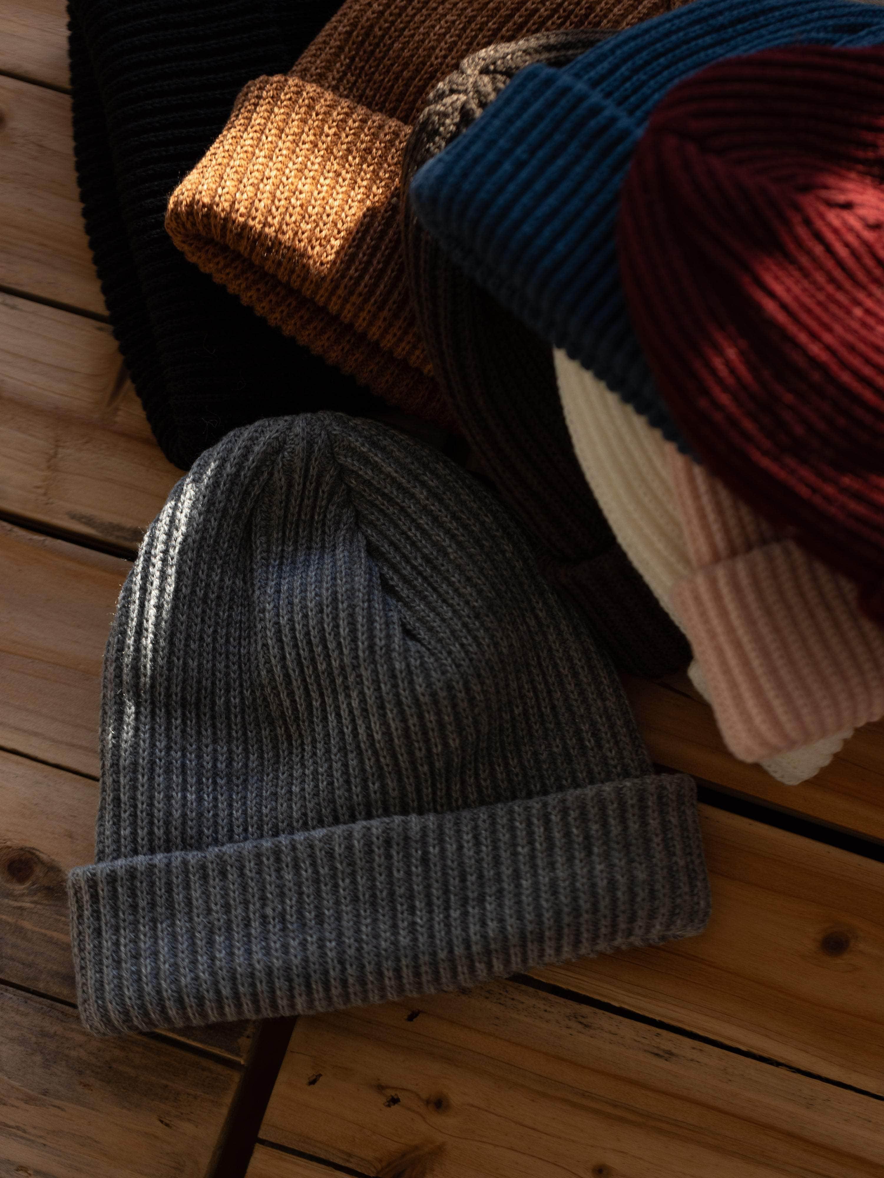 韓國服飾 帽韓國 (複製) $99 Basic Knitted Beanie 針織冷帽［九色入］