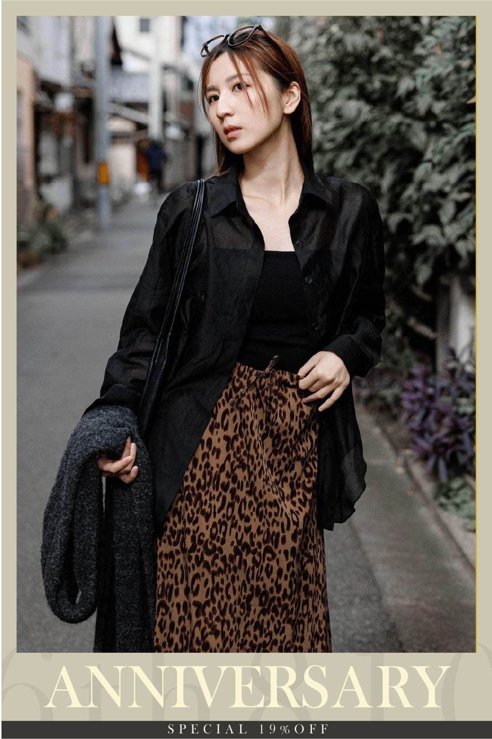 【冬季最終回！❄️】透膚絲滑薄襯衫 [兩色入]