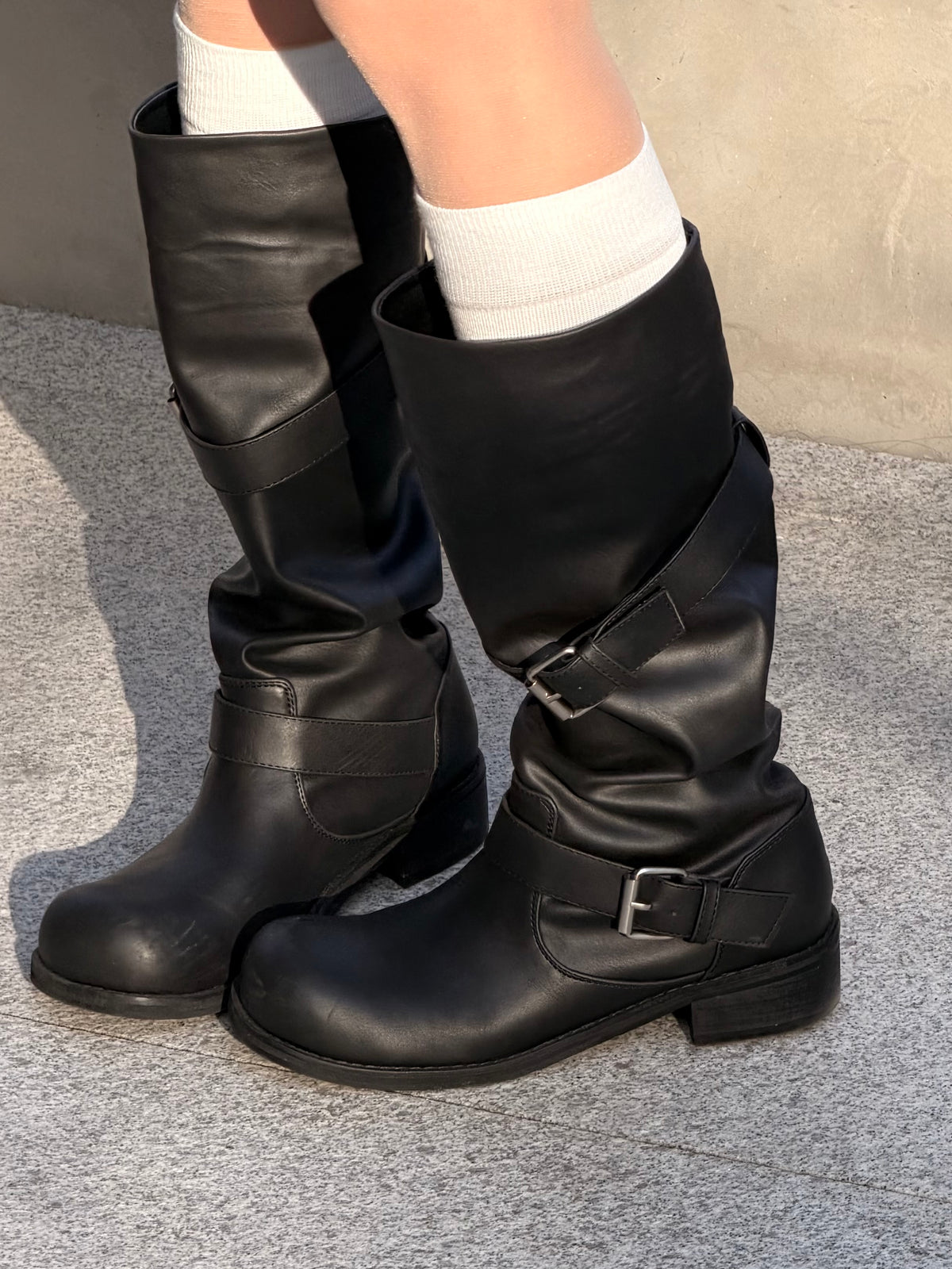 着boot必入手～不下滑不移位！壓力修型長襪［兩色入］