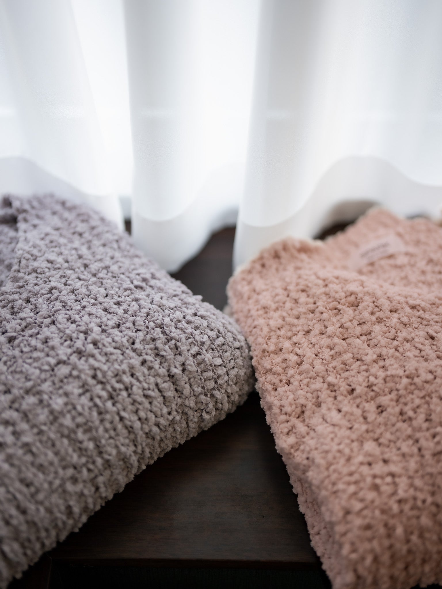 【秋冬的連線🍁】滿滿女友感 💗 Squishy Soft Sweater［兩色入］￼