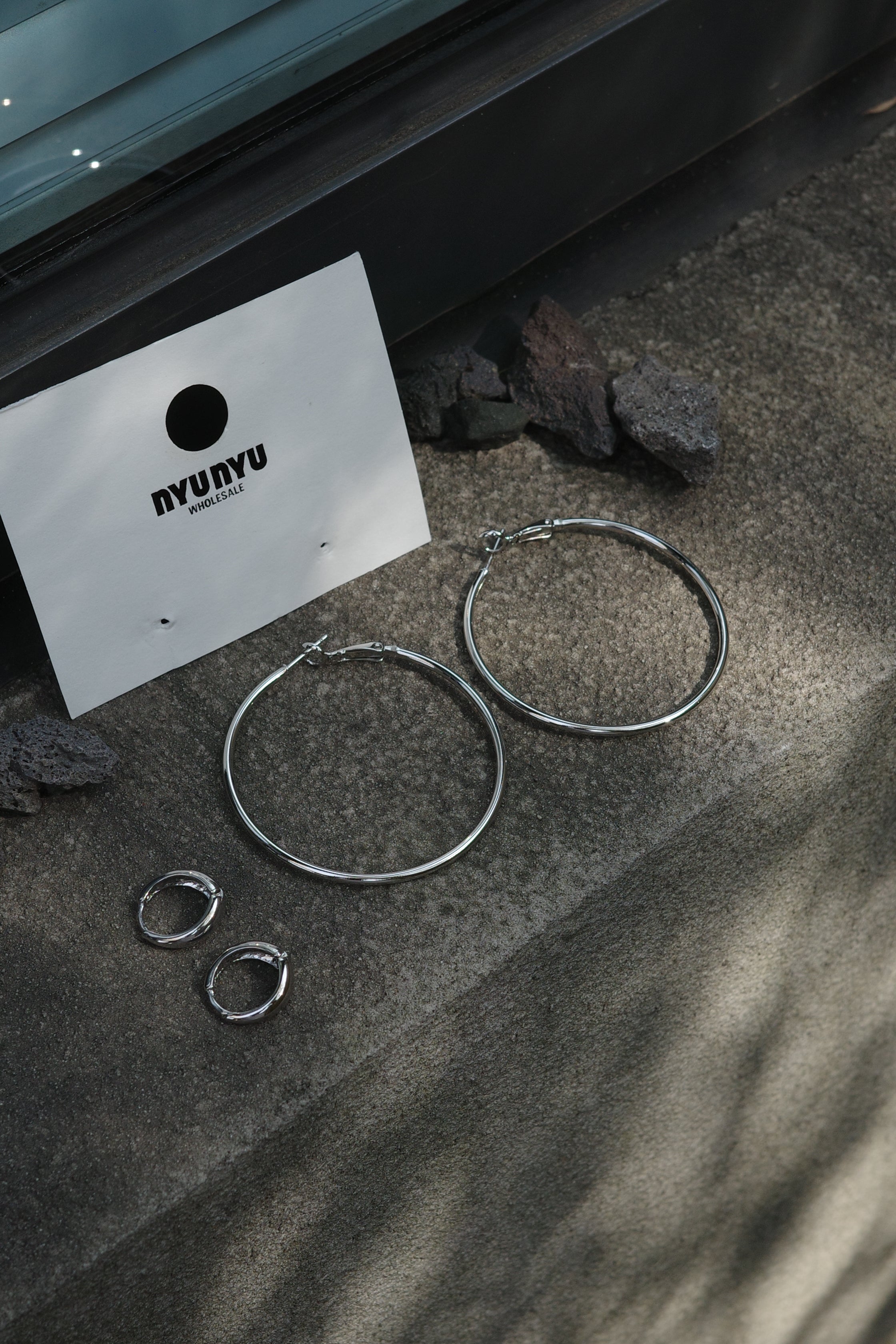 【春日韓國連線🇰🇷🌸】NYUNYU Selected · Earringsssss［兩款入］￼
