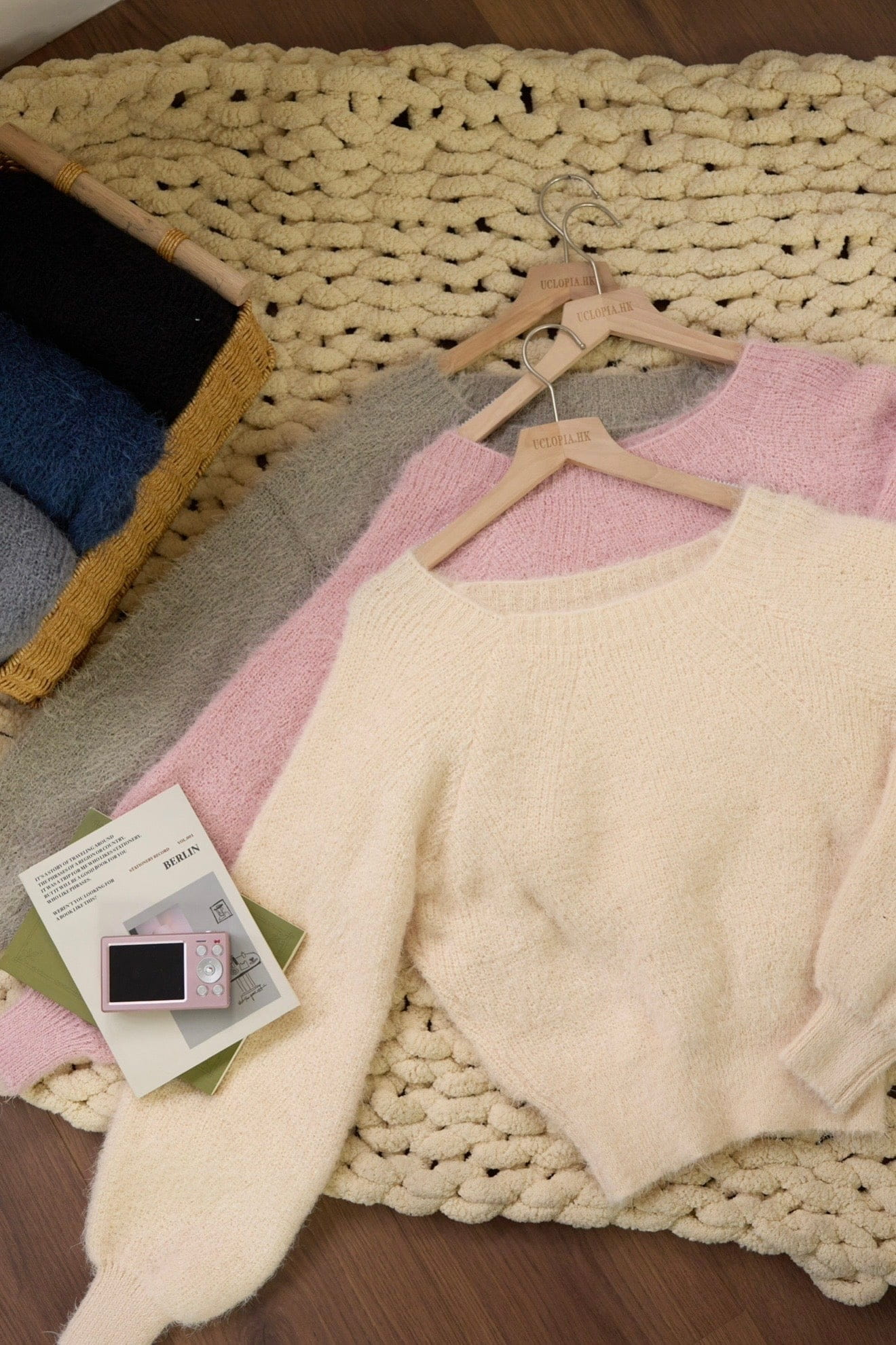 【 歷屆最精彩！$99震撼價❗️#5 】馬海毛毛小方領毛衣［六色入］