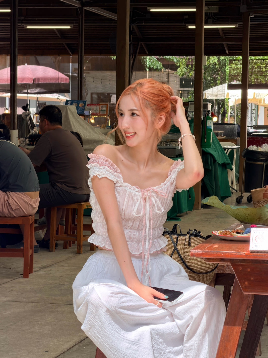 【 夏日炎炎泰國連線☀️🇹🇭 】#11 疊穿都適合 🍧 甜美￼清透捲捲花邊小上衣［三色入］