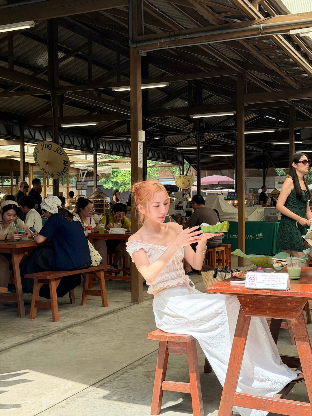 【 夏日炎炎泰國連線☀️🇹🇭 】#11 疊穿都適合 🍧 甜美￼清透捲捲花邊小上衣［三色入］