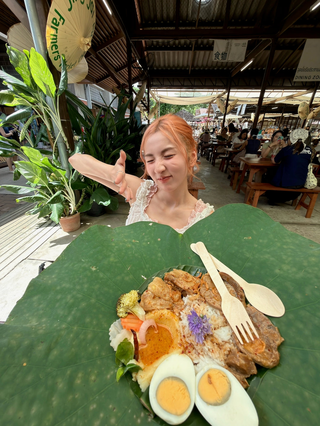 【 夏日炎炎泰國連線☀️🇹🇭 】#11 疊穿都適合 🍧 甜美￼清透捲捲花邊小上衣［三色入］