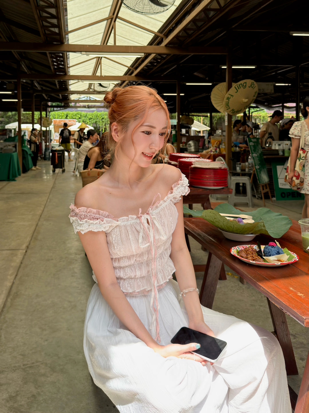 【 夏日炎炎泰國連線☀️🇹🇭 】#11 疊穿都適合 🍧 甜美￼清透捲捲花邊小上衣［三色入］