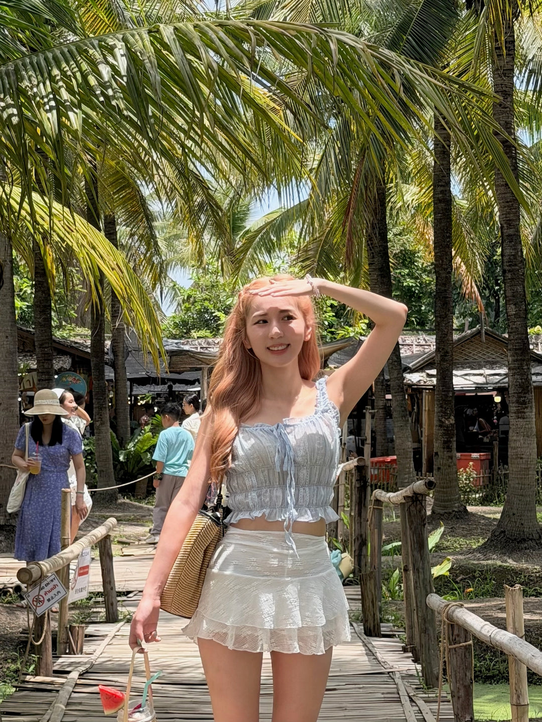 【 夏日炎炎泰國連線☀️🇹🇭 】#11 疊穿都適合 🍧 甜美￼清透捲捲花邊小上衣［三色入］