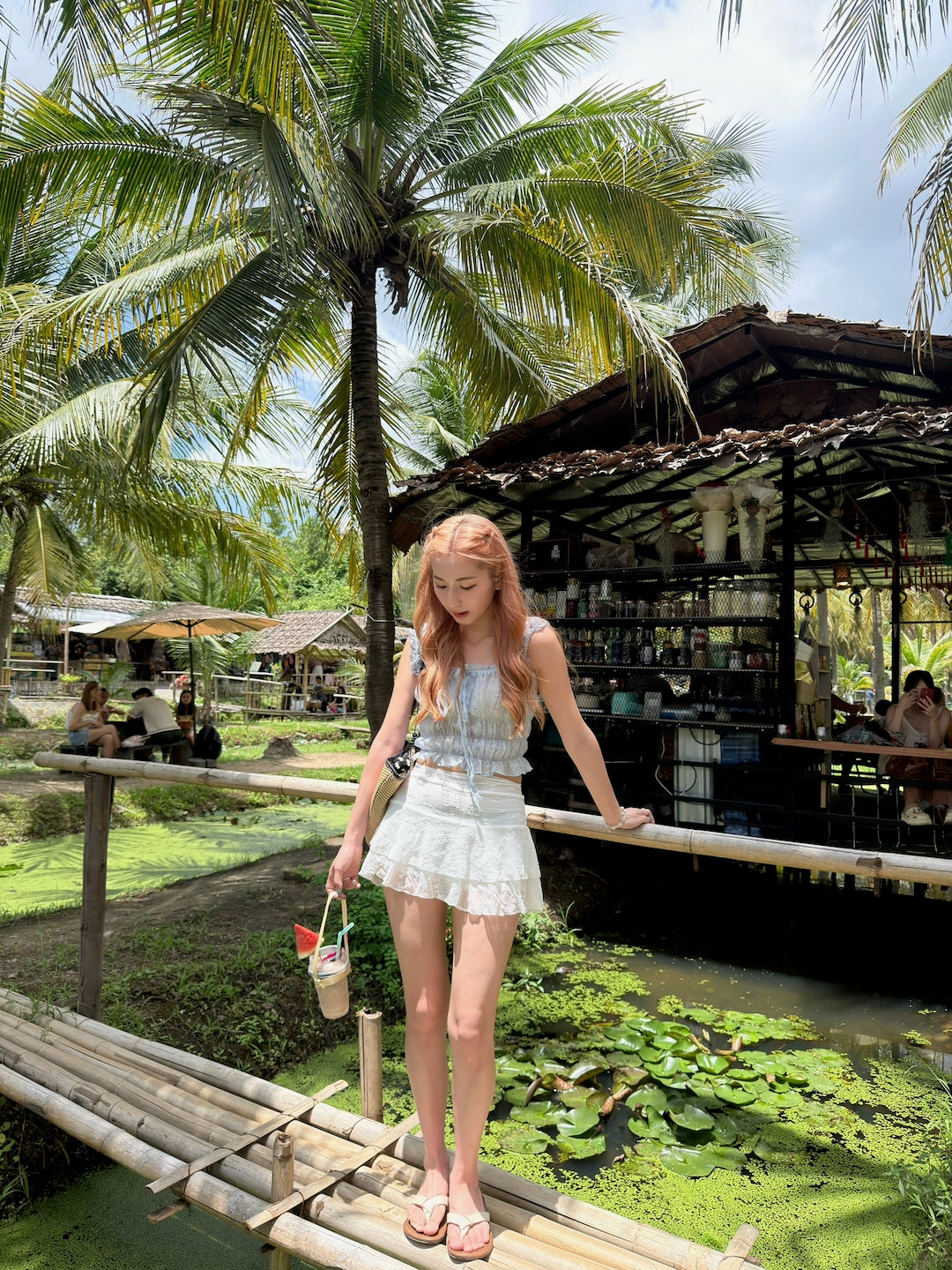 【 夏日炎炎泰國連線☀️🇹🇭 】#11 疊穿都適合 🍧 甜美￼清透捲捲花邊小上衣［三色入］