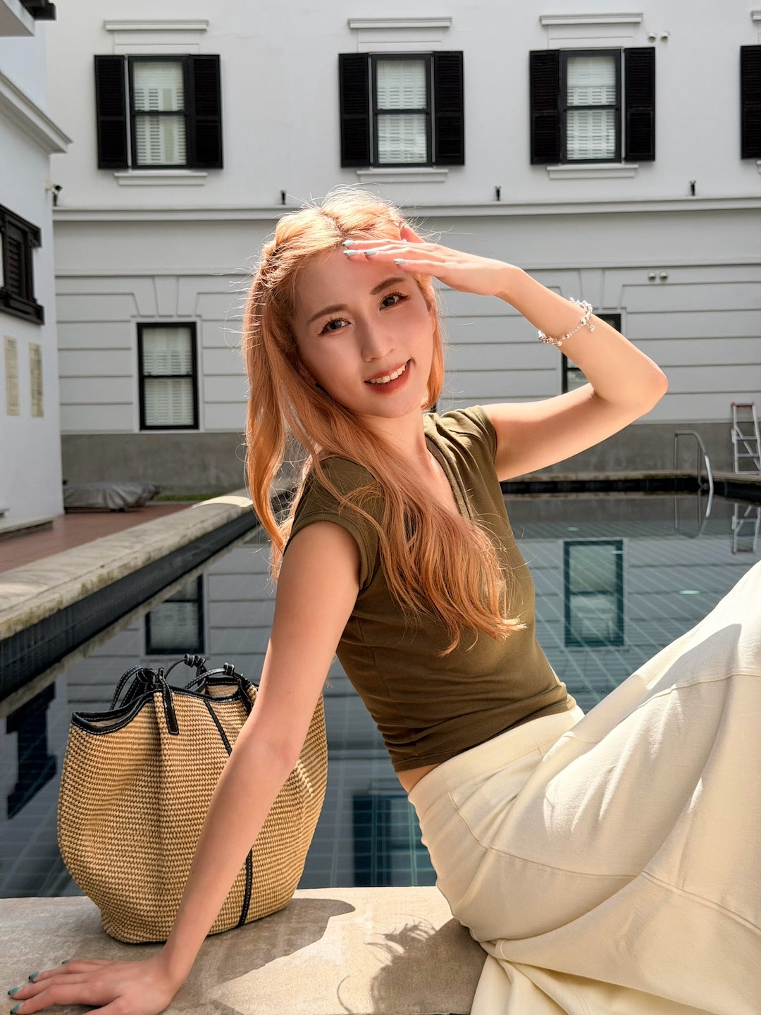 【 夏日炎炎泰國連線☀️🇹🇭 】#18 Basic V-Nack Top［四色入］