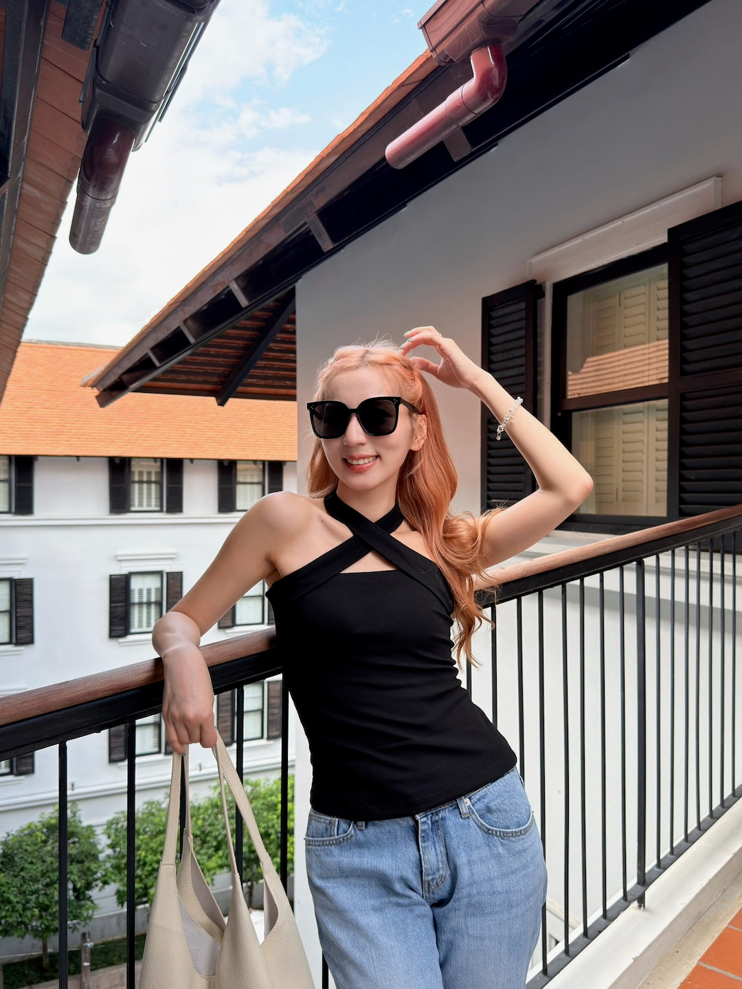 【 夏日炎炎泰國連線☀️🇹🇭 】#9 超高性價！知性百變綁帶上衣［兩色入］