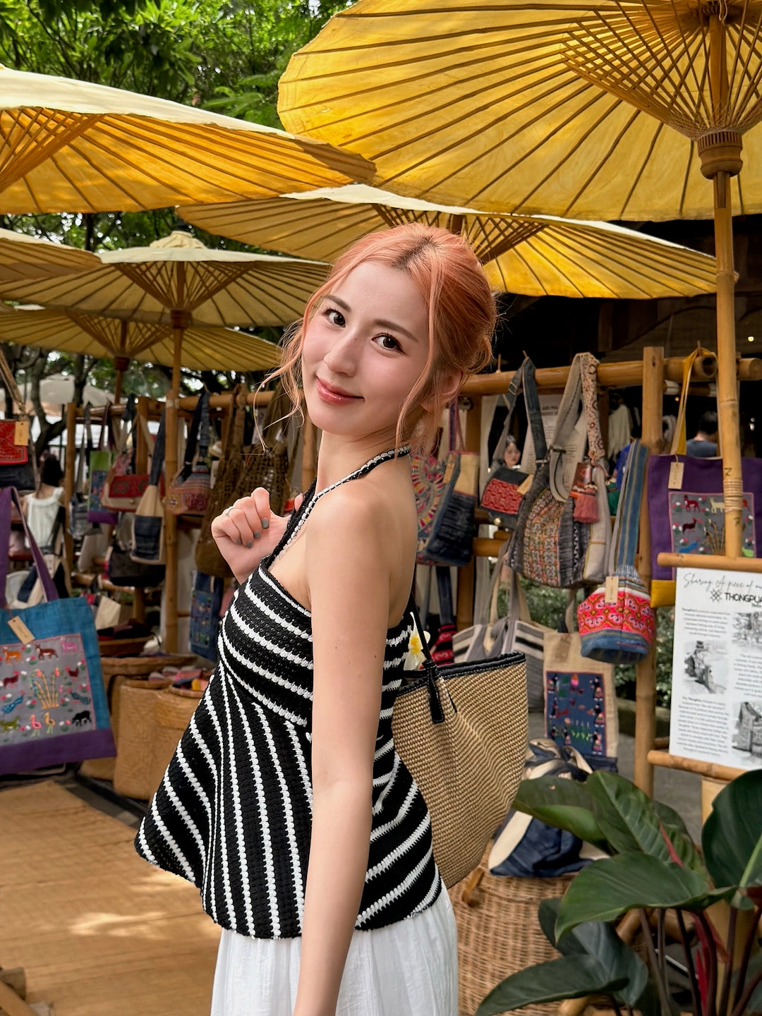 【 夏日炎炎泰國連線☀️🇹🇭 】#22 韓國選品！夏日拼色藤籃單肩袋