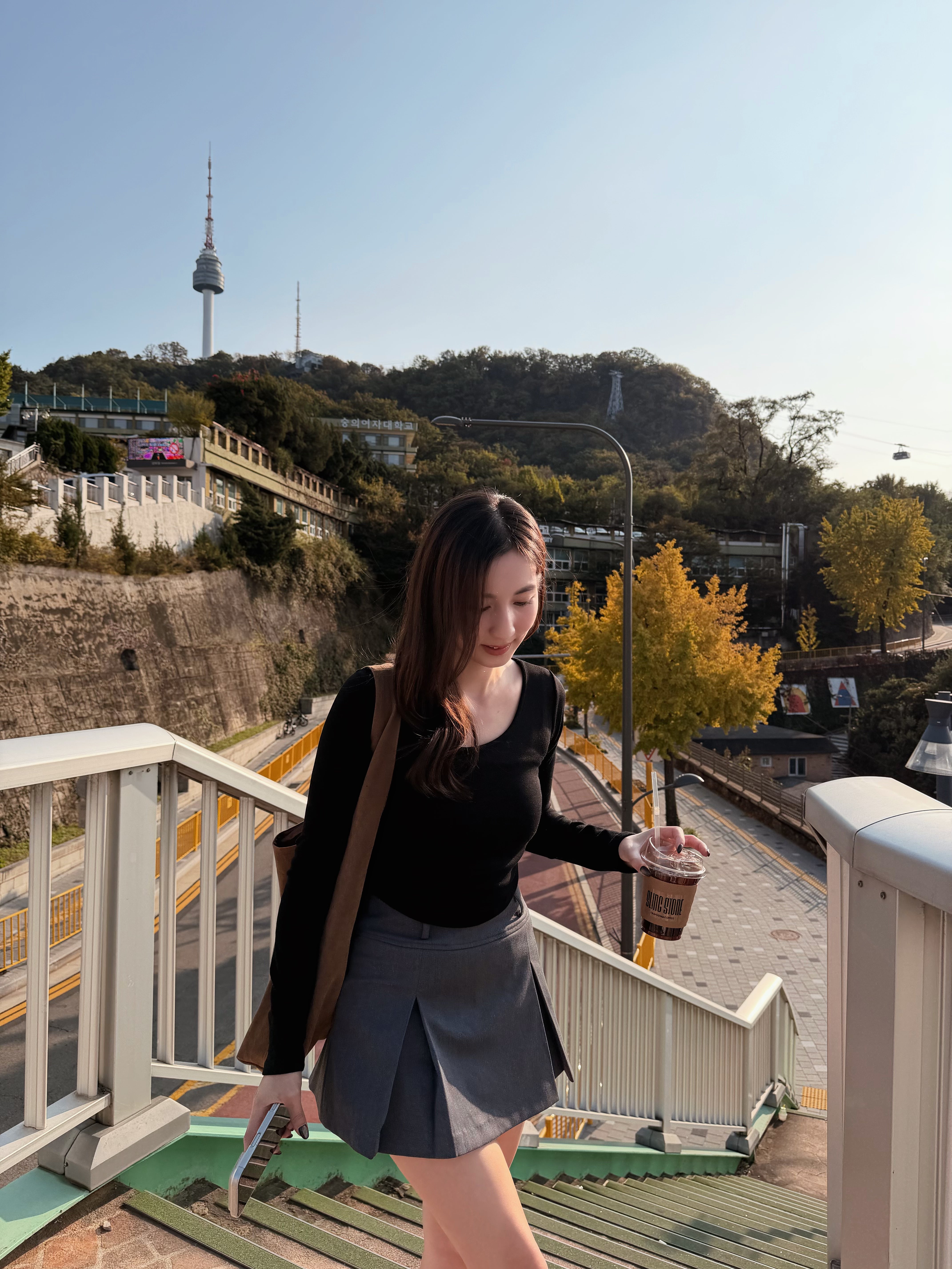 【秋冬的連線🍁】+5°C升溫系列 🌡️ 薄絨修身圓領圓底Crop Tee［三色入］