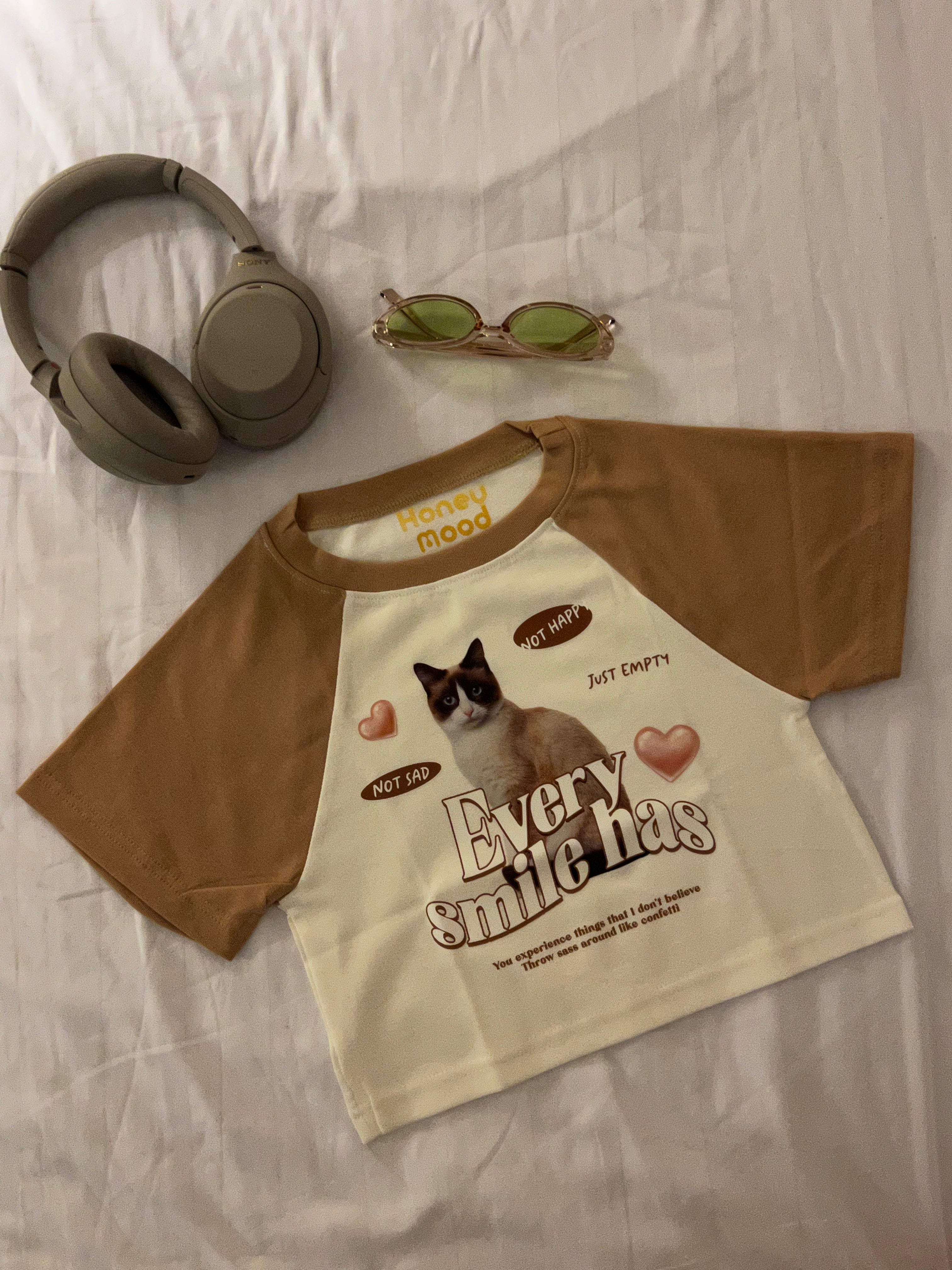 泰國服飾 #T09/10 泰國連線🇹🇭Thailand Y2K Crop Tee - 啡色牛角款 [兩色入]